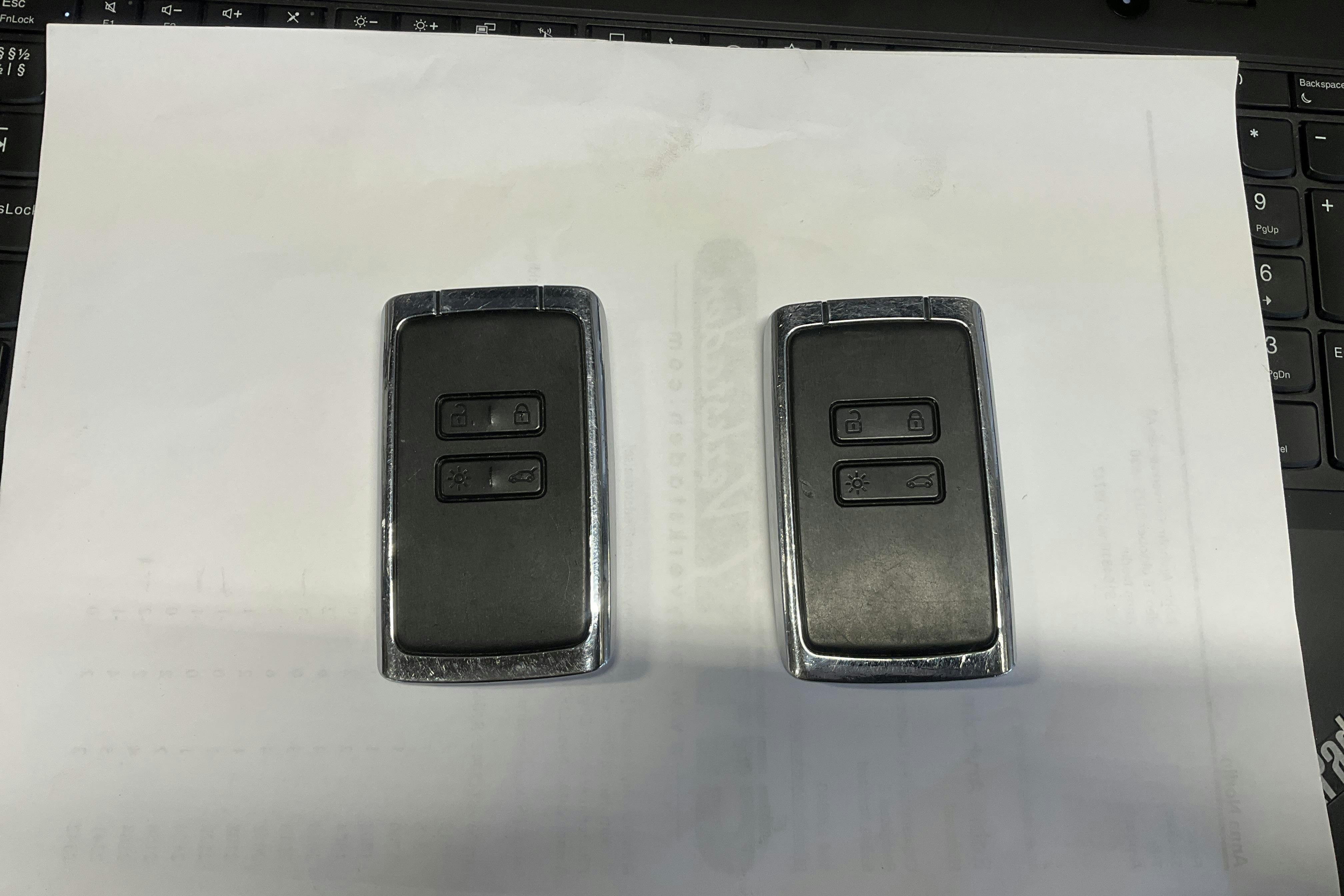 Presentationsfoto 19 av 19: Renault Espace 1.6 dCi (160hk) - 16 934 mil - Automat - grå - 2016