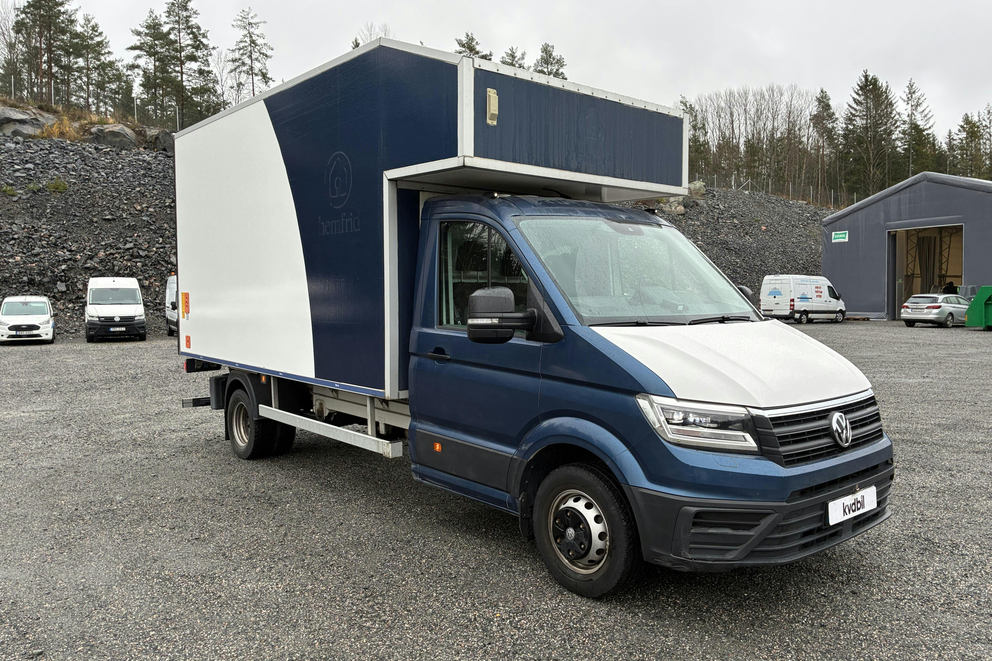 Presentationsfoto 2 av 100: VW Crafter 50 2.0 TDI Chassi (177hk) - 39 420 km - Automat - vit - 2022