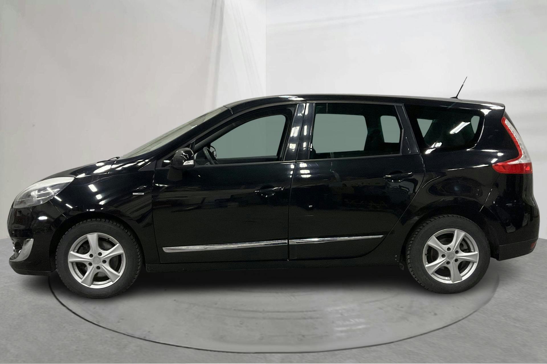 Presentationsfoto 2 av 19: Renault Grand Scénic III 1.5 dCi FAP (110hk) - 19 940 mil - Automat - svart - 2012