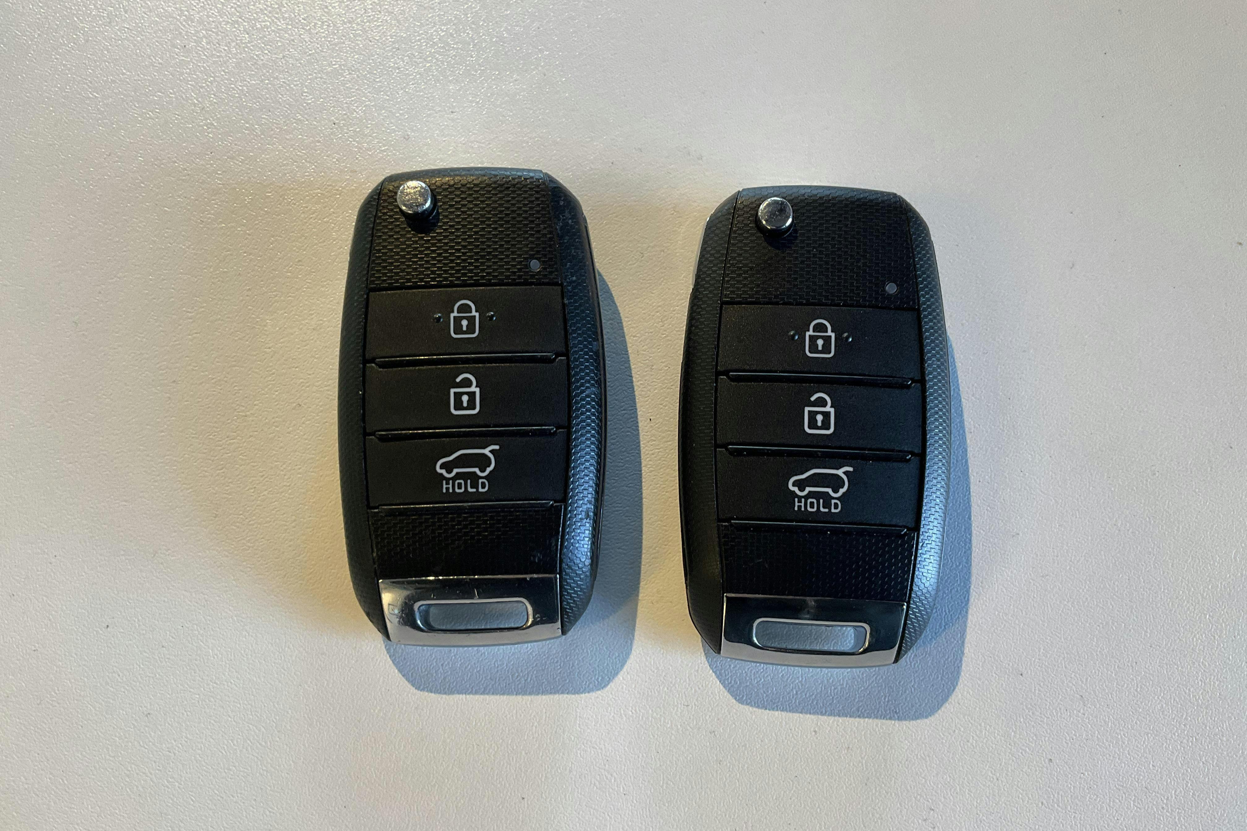 Presentationsfoto 16 av 16: KIA Stonic 1.0 T-GDi (120hk) - 4 944 mil - Automat - grå - 2020