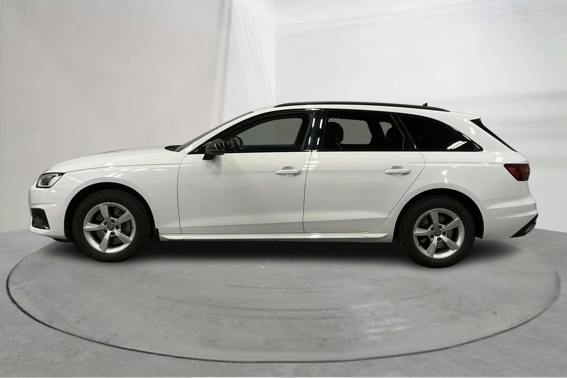 Presentationsfoto 2 av 18: Audi A4 Avant 40 TDI quattro (204hk) - 8 162 mil - Automat - vit - 2021