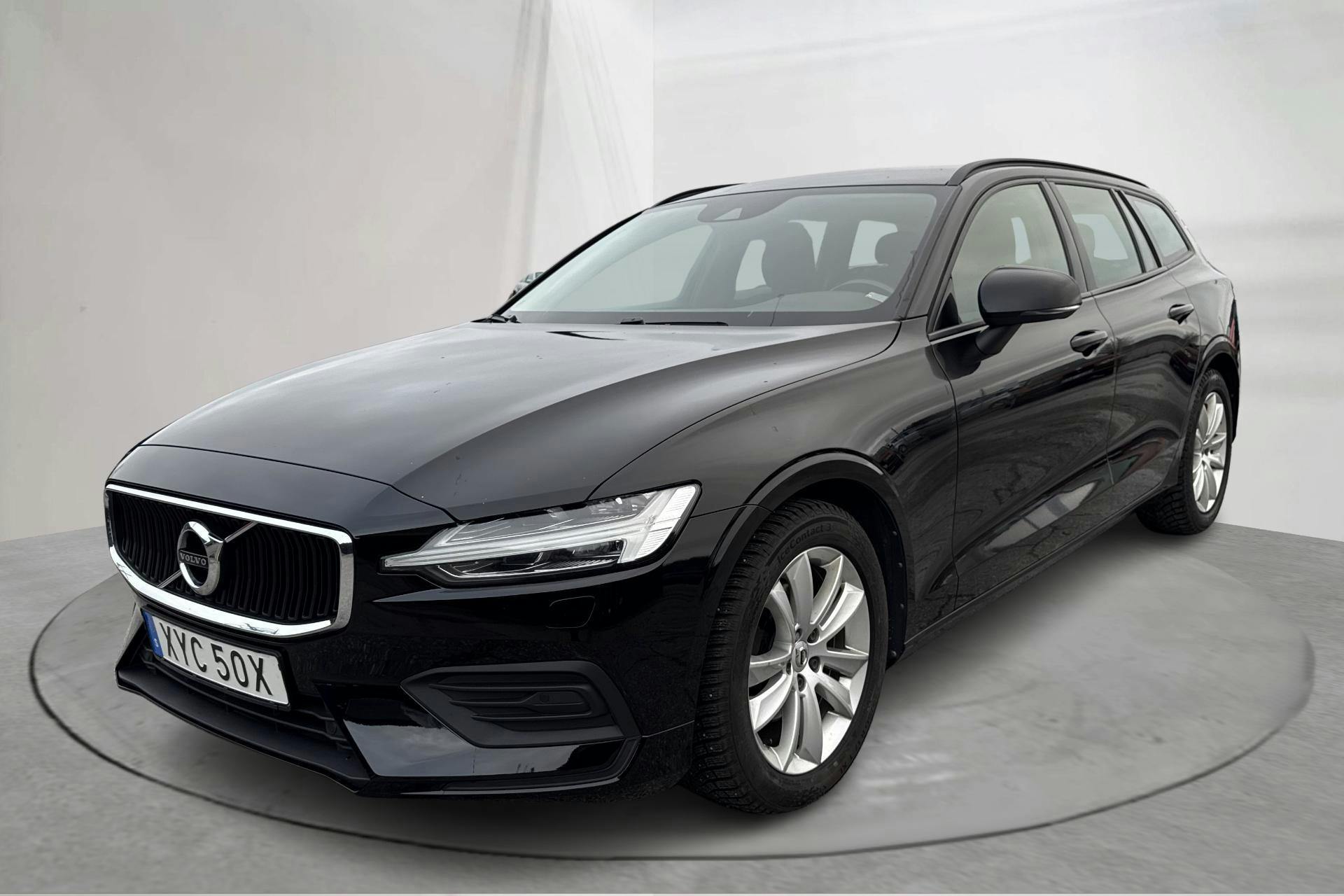 Presentationsfoto 1 av 13: Volvo V60 D4 (190hk) - 14 510 mil - Automat - svart - 2020