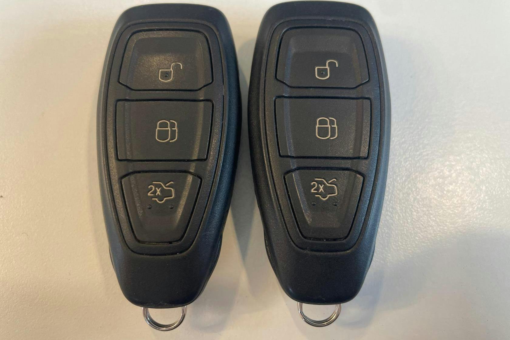 Presentationsfoto 17 av 17: Ford C-MAX 1.6 TDCi (115hk) - 11 583 mil - Manuell - grå - 2013