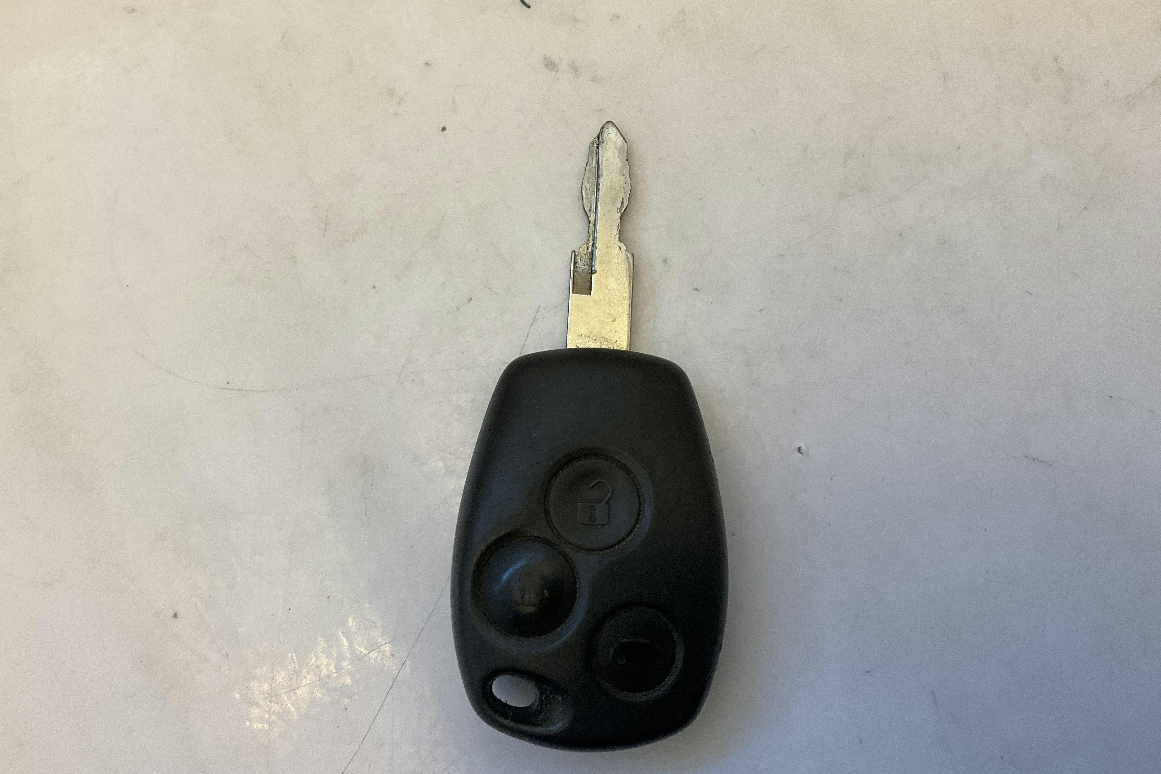 Presentation photo 12 of 12: Nissan Primastar 2.0 dCi (114hk) - 160 730 km - Manual - silver - 2013