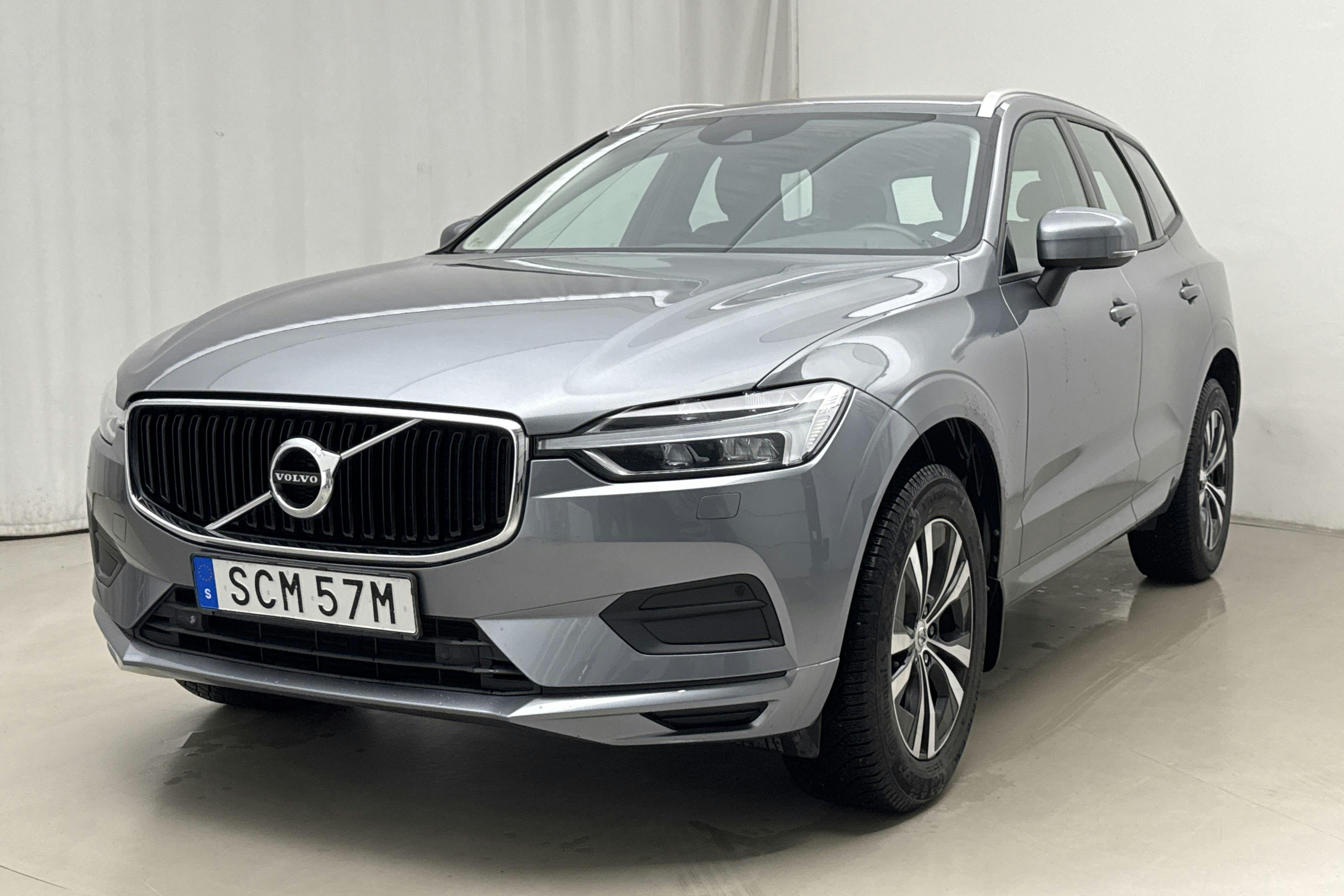 Presentationsfoto 1 av 18: Volvo XC60 D4 AWD (190hk) - 16 675 mil - Automat - grå - 2019