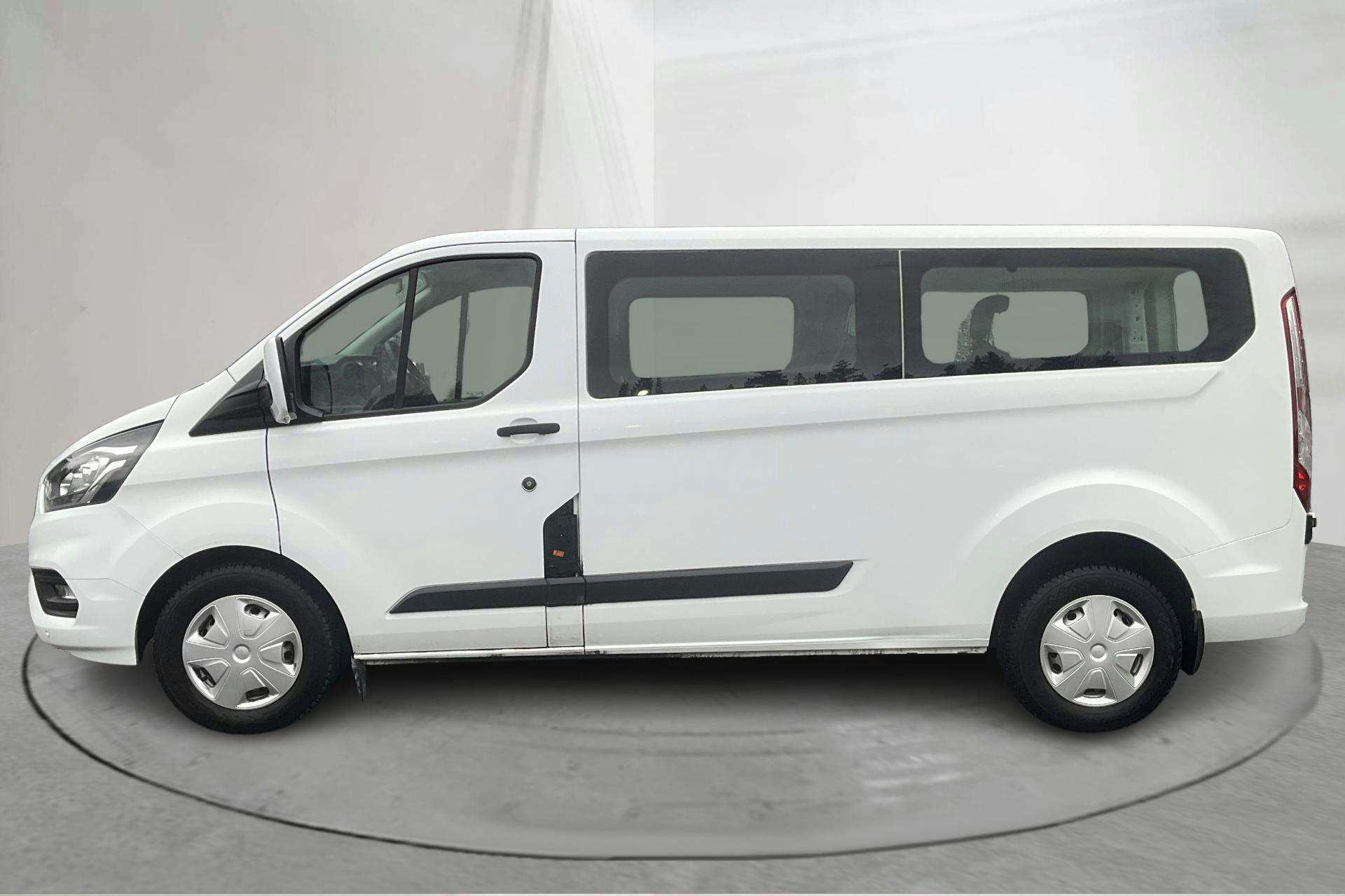 Esittelykuva 2 osoitteesta 15: Ford Transit Kombi 330 (130hk) - 90 080 km - Automaattinen - valkoinen - 2021