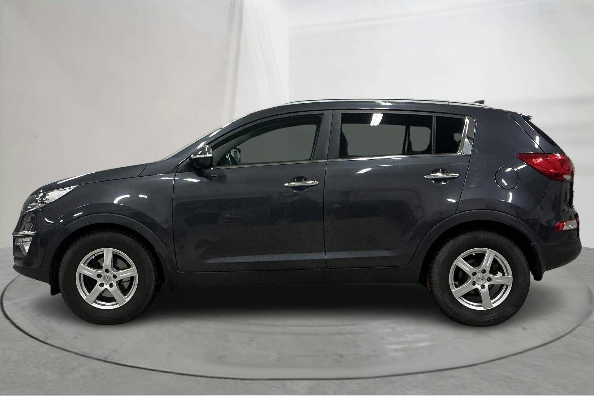 Presentationsfoto 2 av 16: KIA Sportage 1.7 CRDi 2WD (115hk) - 13 170 mil - Manuell - grå - 2014