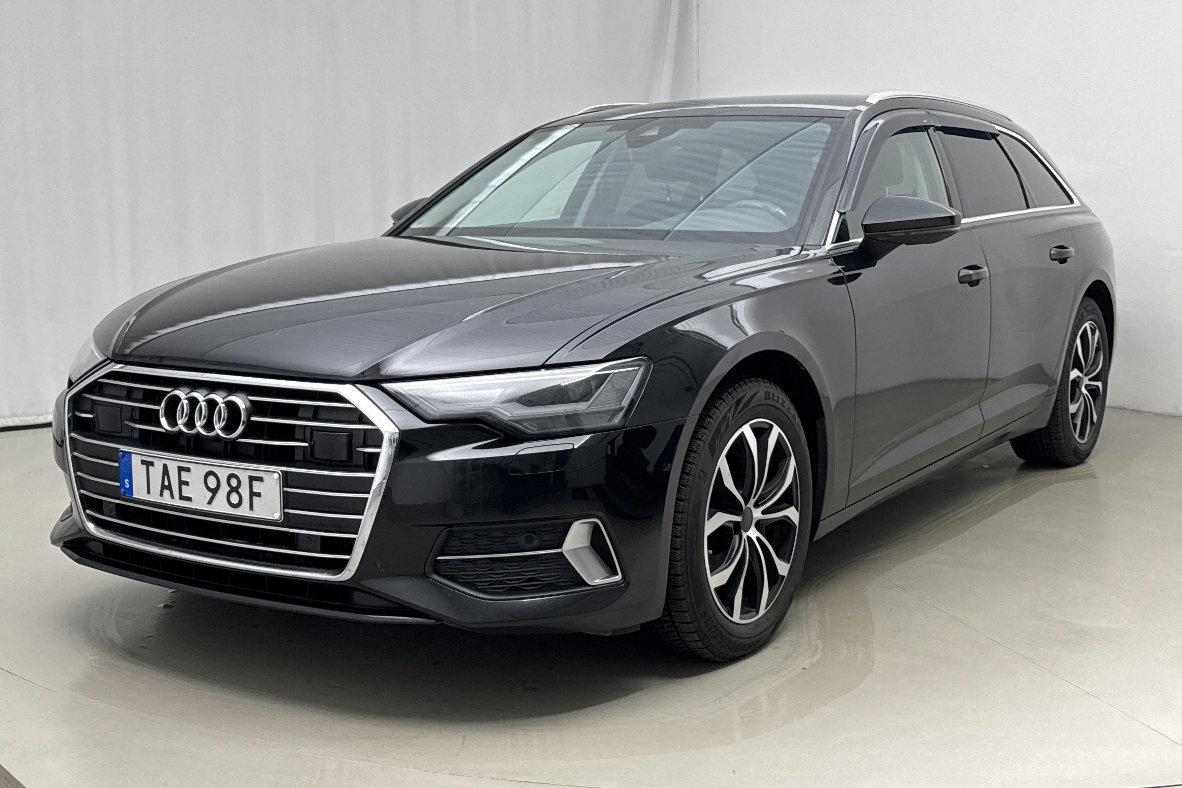 Presentation photo 1 of 17: Audi A6 Avant 40 TDI (204hk) - 171 220 km - Automatic - black - 2020
