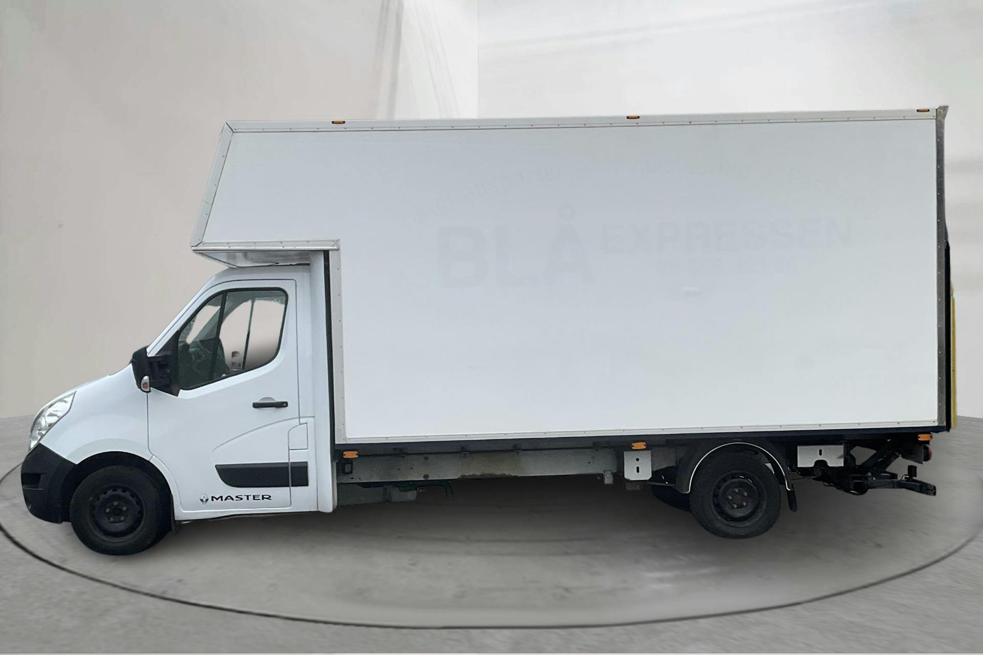 Presentationsfoto 2 av 13: Renault Master 2.3 dCi Volymskåp 2WD (170hk) - 9 059 mil - Automat - vit - 2019