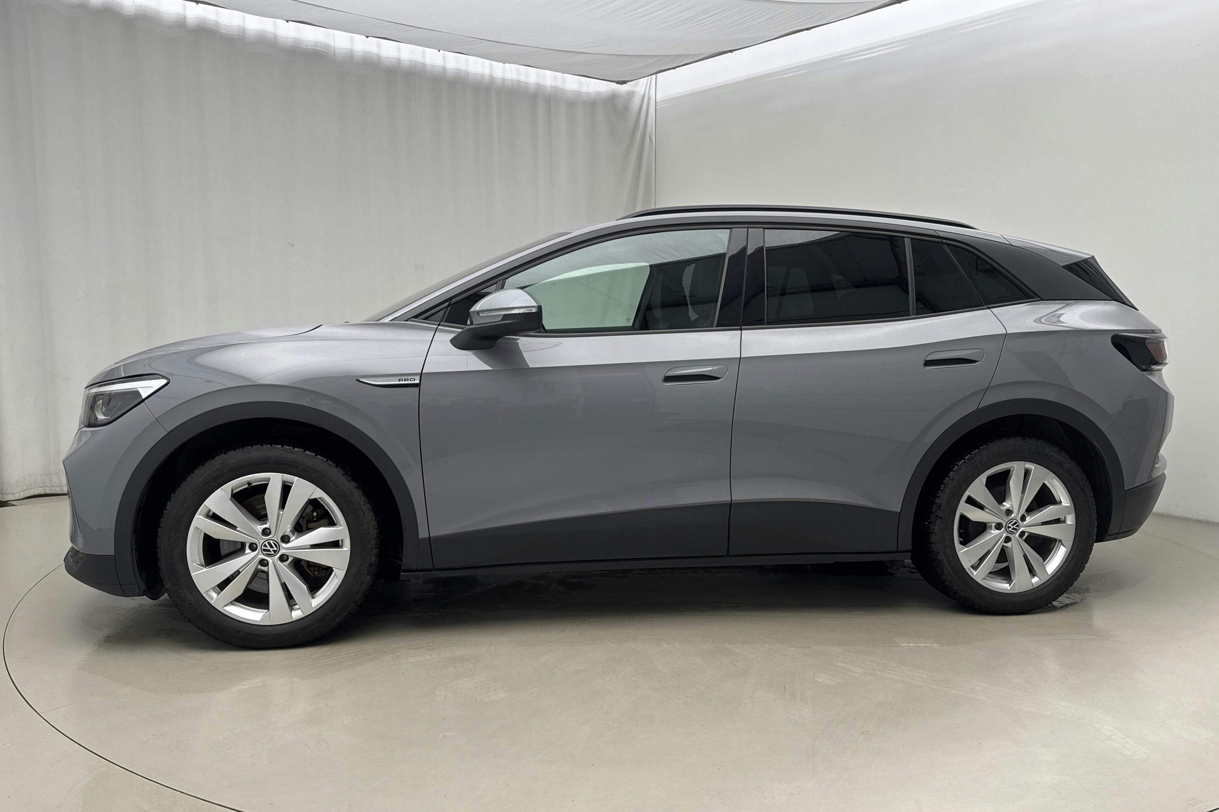Presentationsfoto 2 av 19: VW ID.4 77kWh (204hk) - 5 428 mil - Automat - grå - 2023
