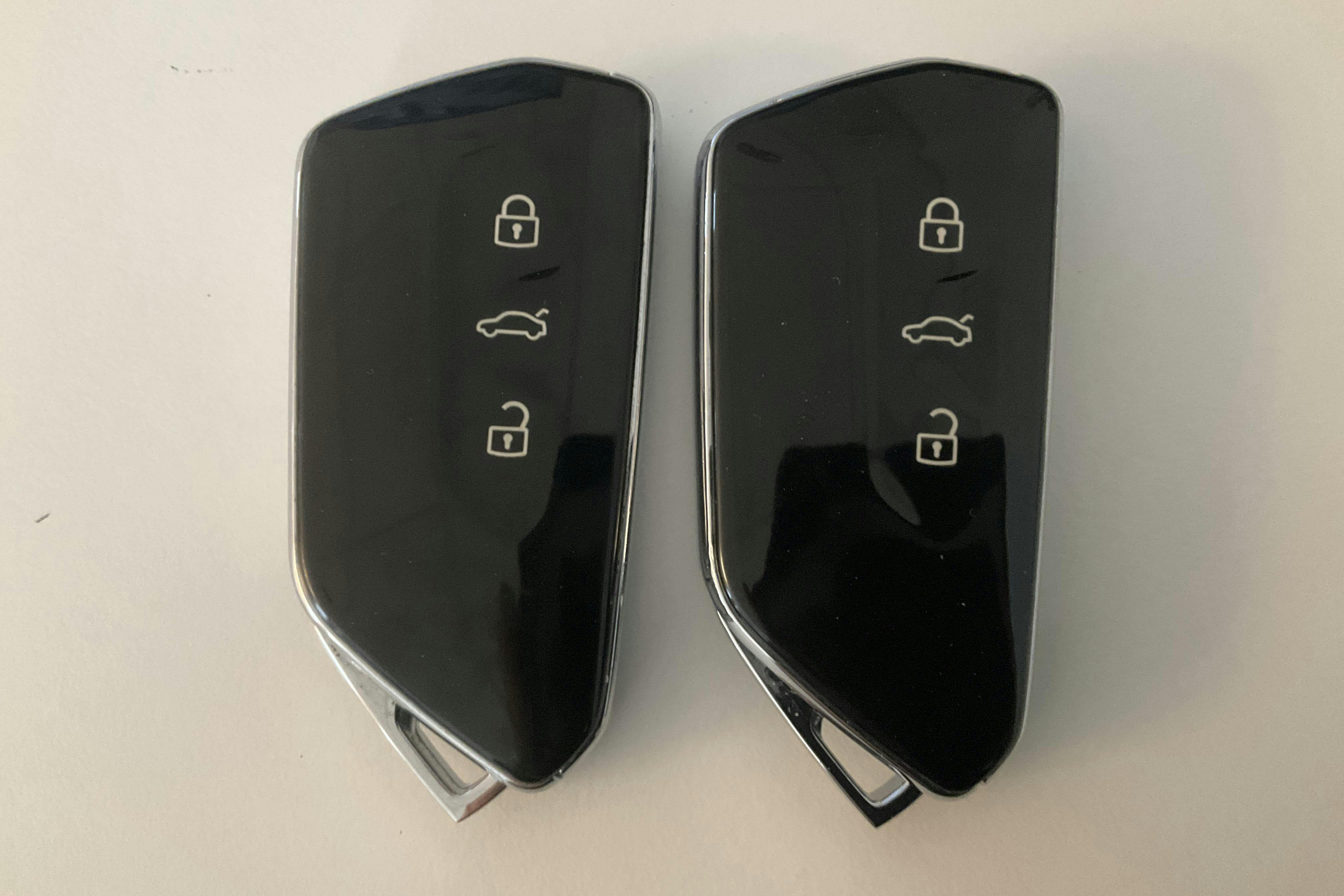 Presentationsfoto 19 av 19: VW ID.4 77kWh (204hk) - 5 428 mil - Automat - grå - 2023