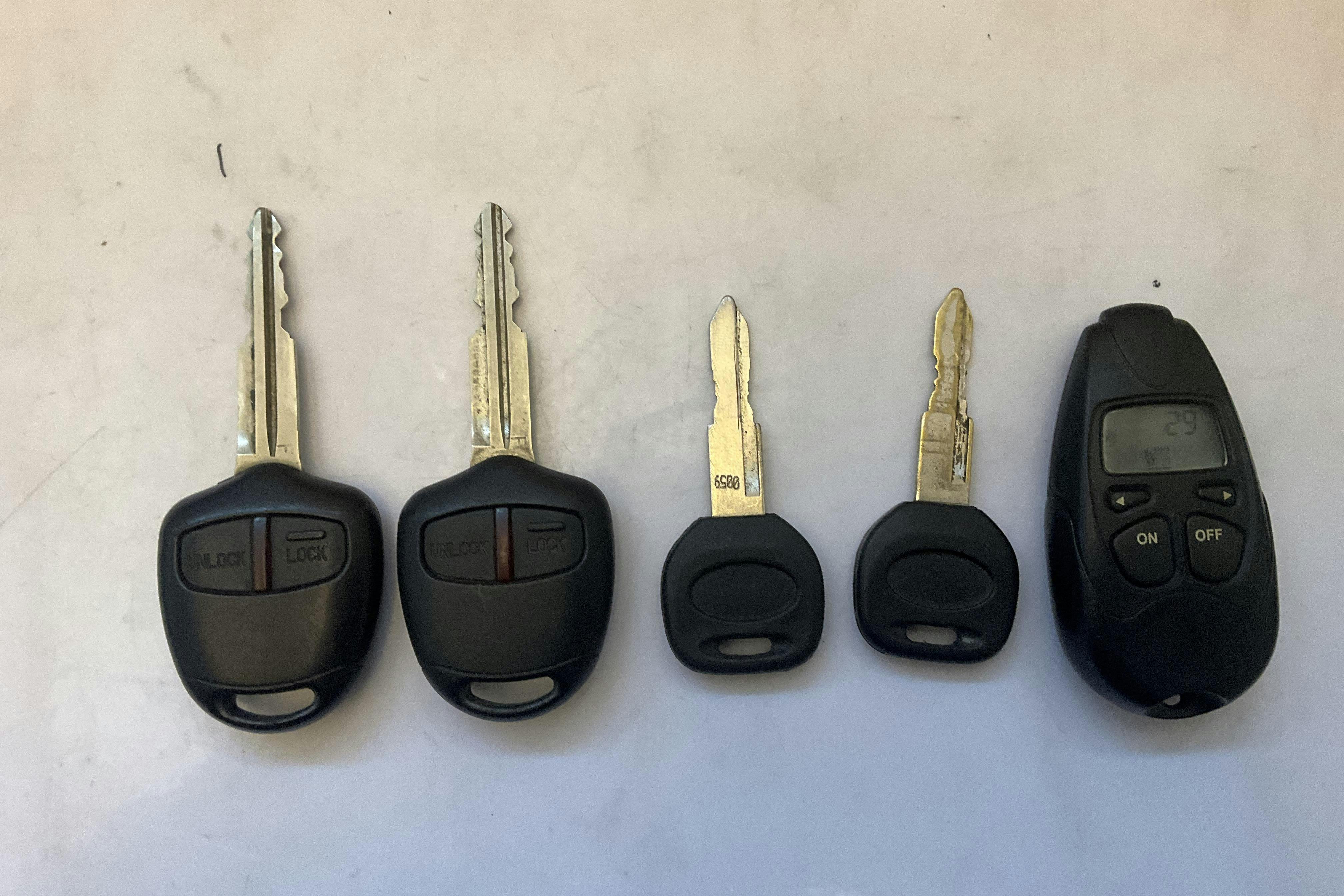 Presentationsfoto 16 av 16: Mitsubishi L200 2.5 DI-D (178hk) - 24 438 mil - Automat - brun - 2015