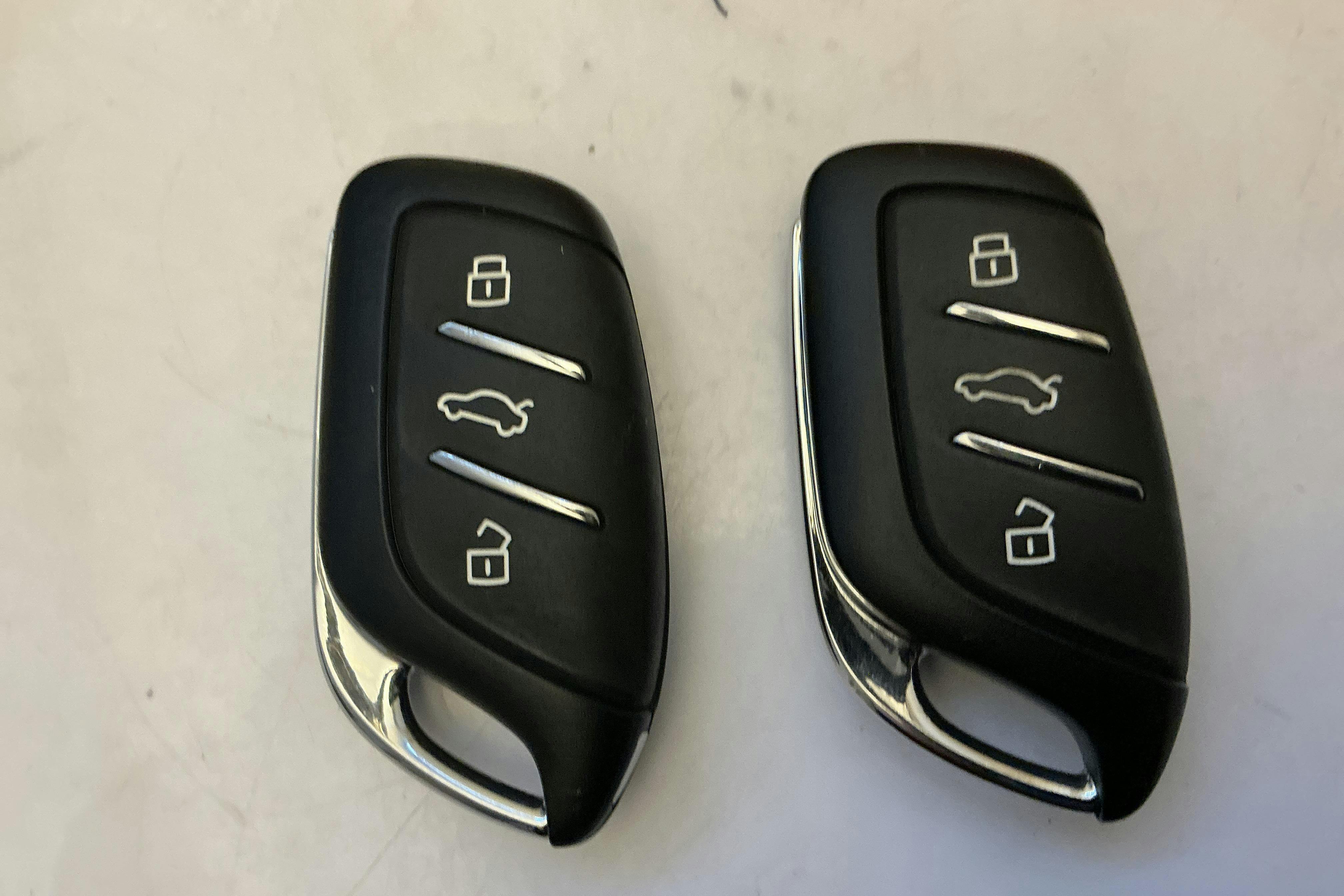 Presentationsfoto 18 av 18: MG MG4 51kWh (170hk) - 1 265 mil - Automat - vit - 2023