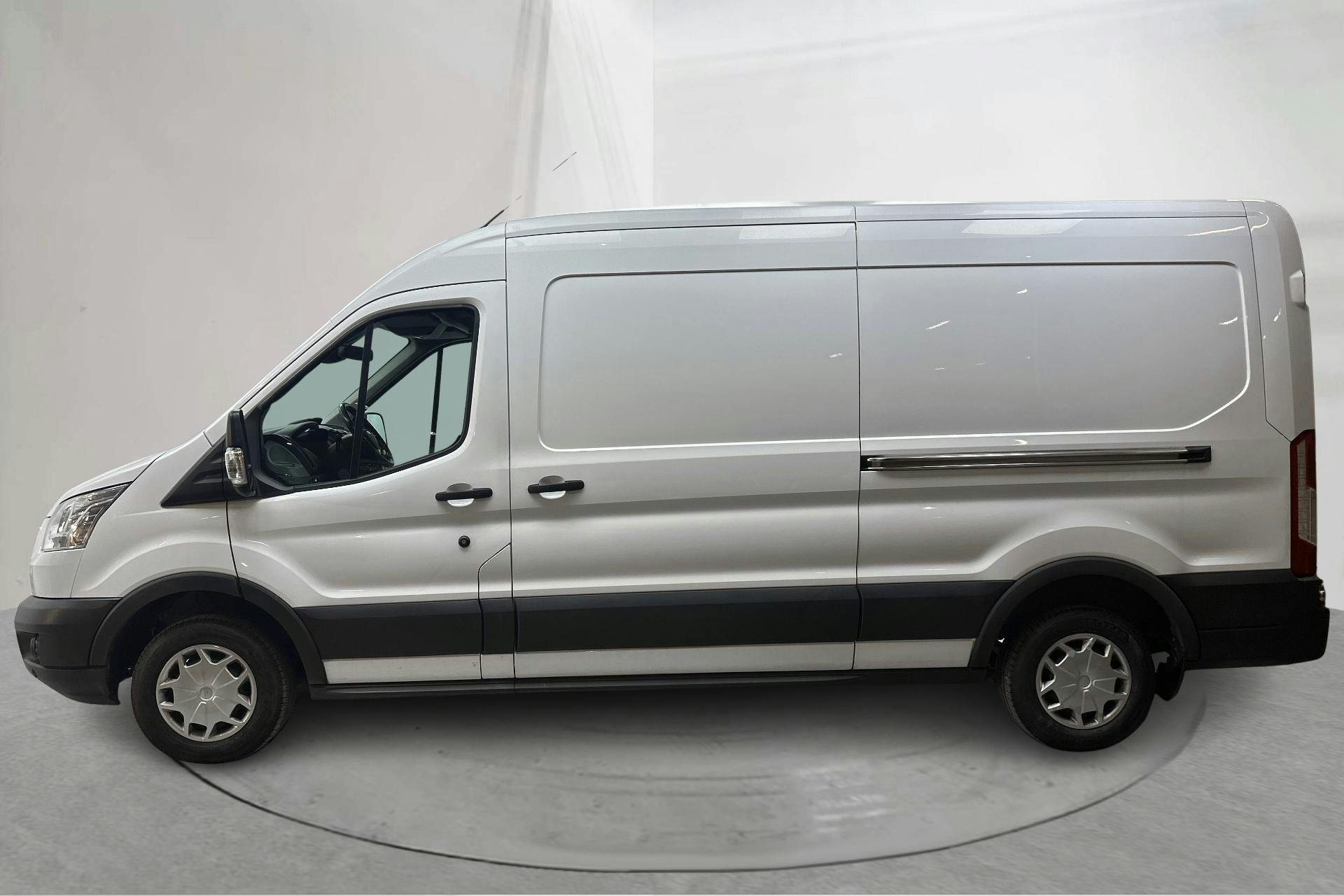 Presentationsfoto 2 av 14: Ford Transit 310 2.0 TDCi 2WD Skåp (130hk) - 14 397 mil - Manuell - vit - 2018