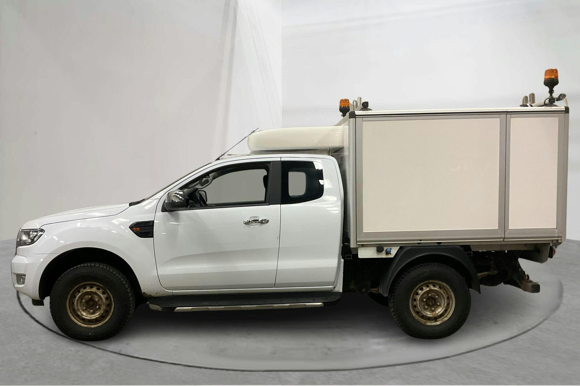 Presentationsfoto 2 av 19: Ford Ranger 2.2 TDCi 4WD (160hk) - 13 674 mil - Manuell - vit - 2018