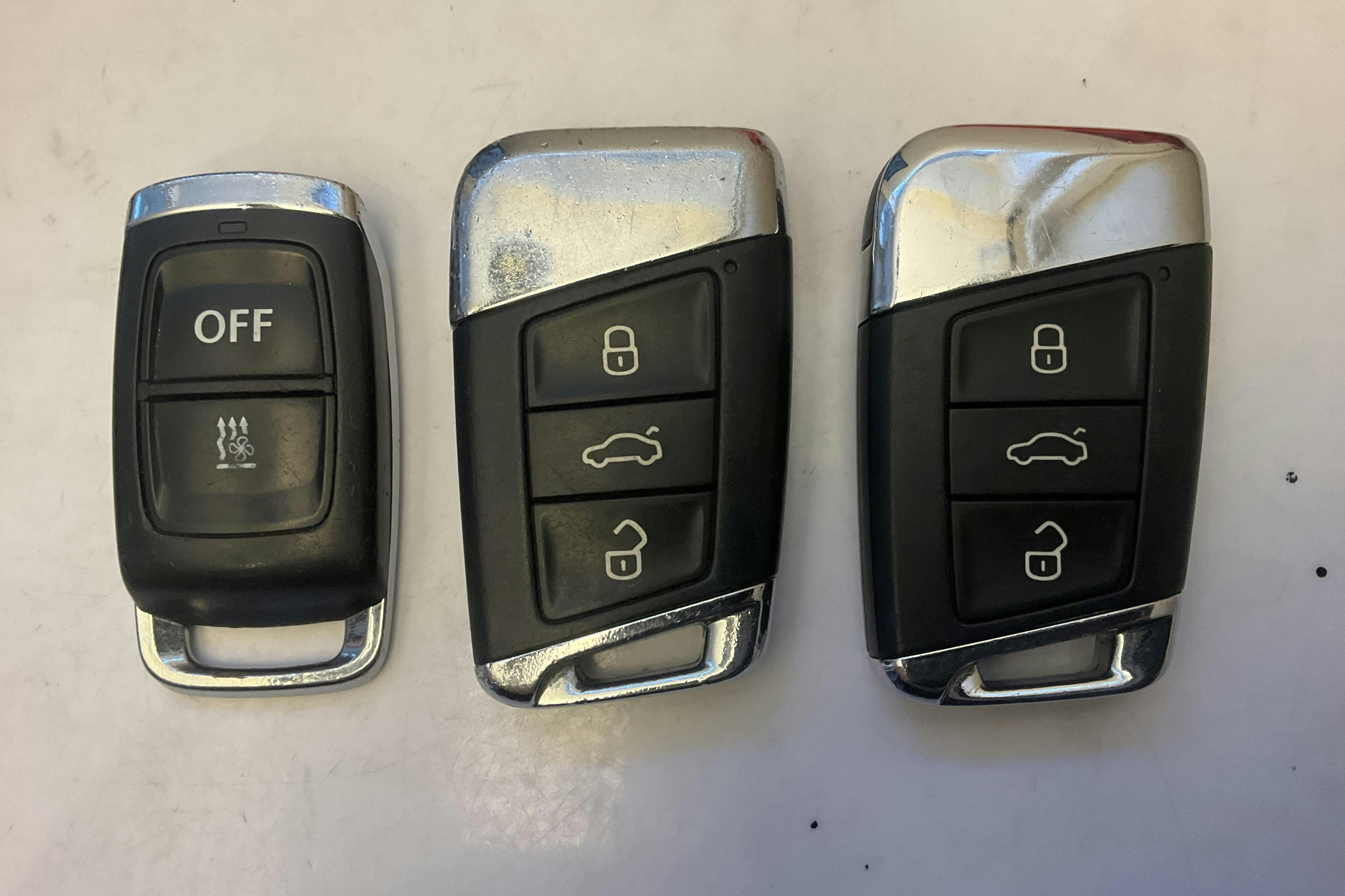 Presentationsfoto 18 av 18: VW Arteon 2.0 TDI 4MOTION (240hk) - 15 846 mil - Automat - Dark Grey - 2018