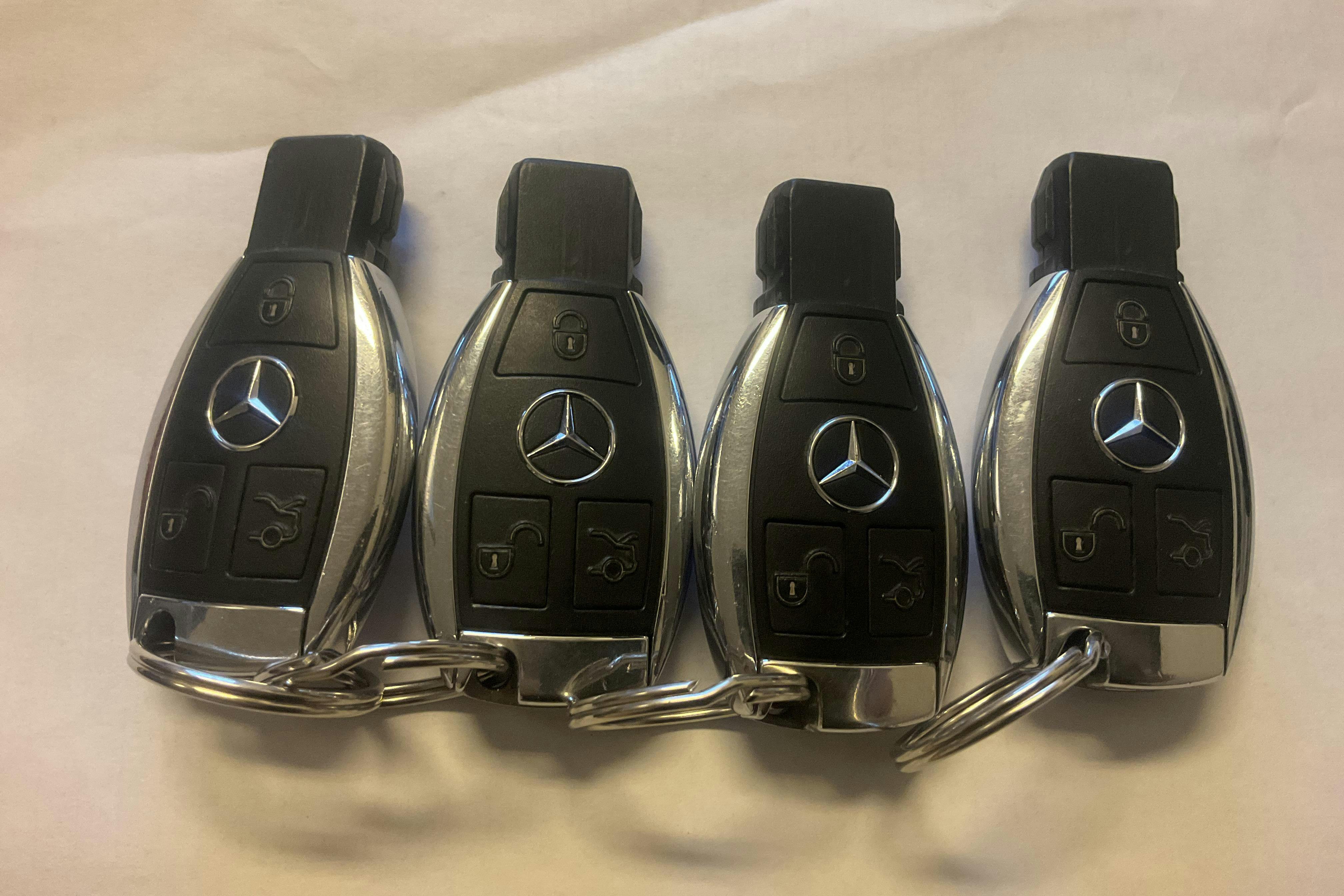 Presentation photo 15 of 15: Mercedes E 250 CDI Kombi 4Matic S212 (204hk) - 306 990 km - Automatic - white - 2014