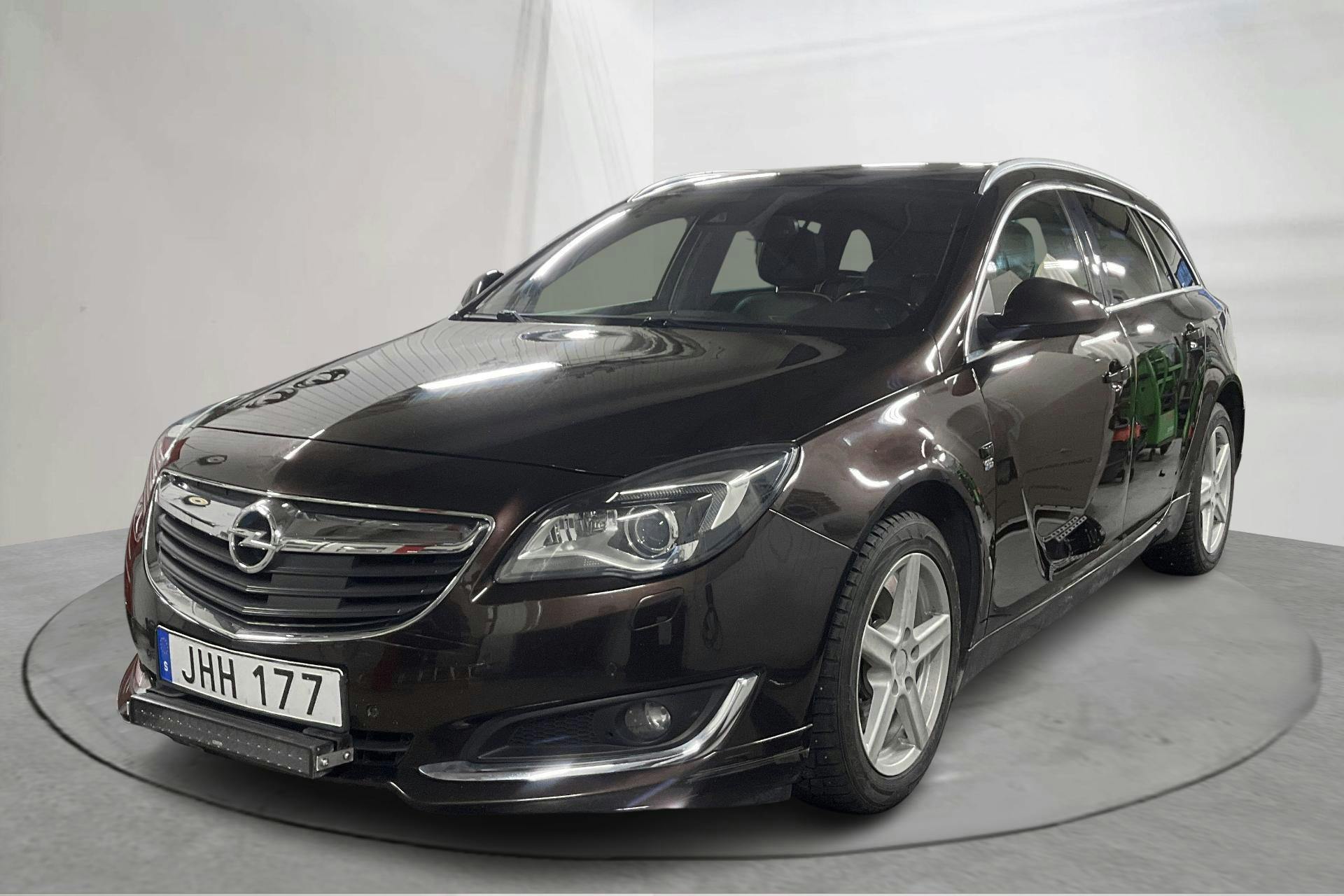 Opel Insignia 2.0 CDTI BiTurbo 4x4 Sports Tourer (195hk) - 18 467 mil - Automat - brun - 2014