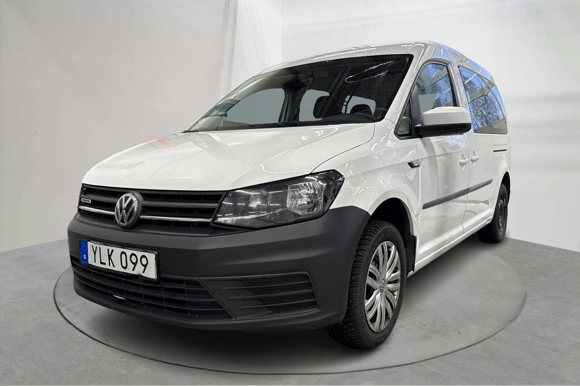 Presentationsfoto 1 av 13: VW Caddy Maxi Combi 1.4 TGI (110hk) - 23 217 mil - Automat - vit - 2017