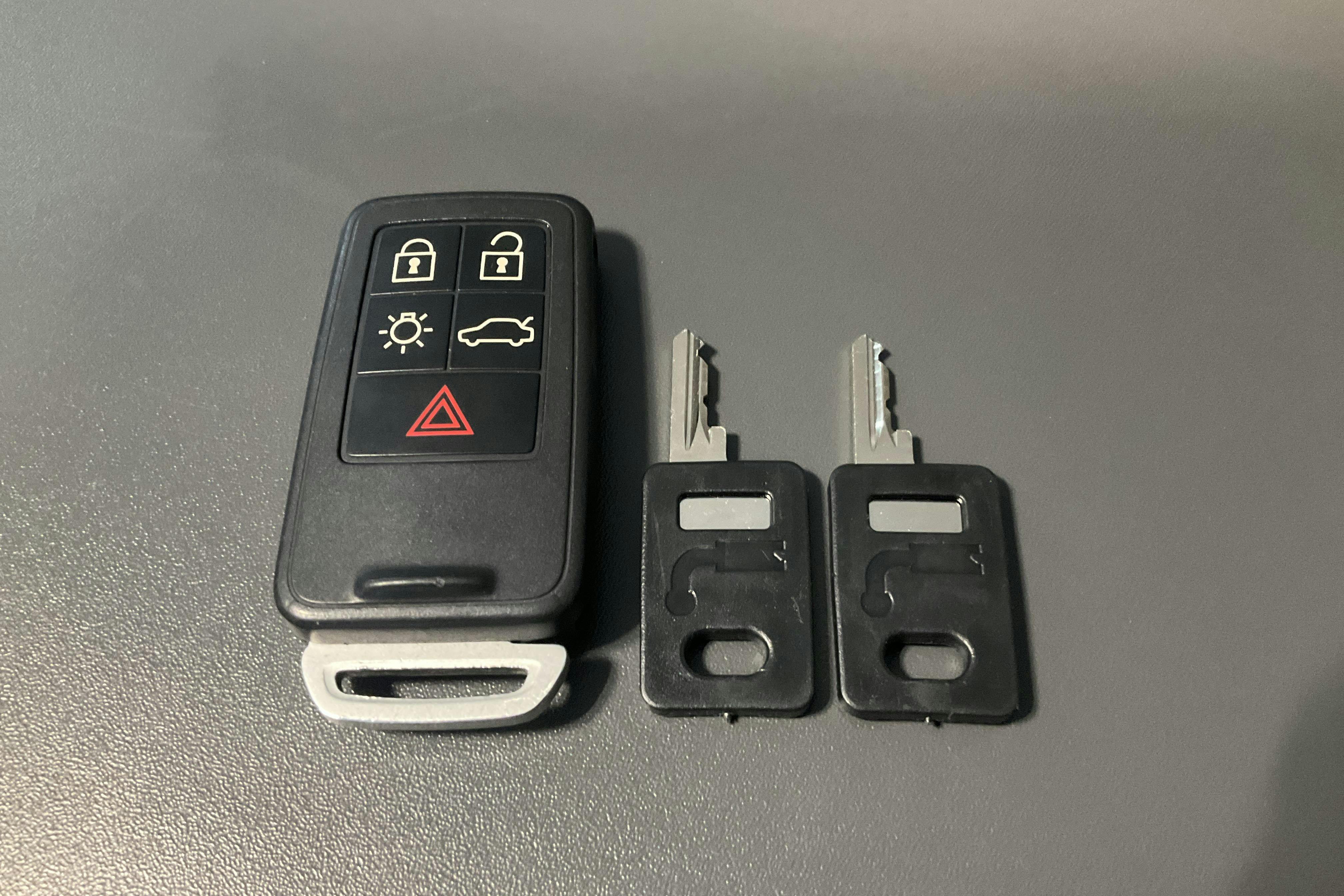 Presentationsfoto 16 av 16: Volvo V40 Cross Country T3 (152hk) - 6 916 mil - Automat - vit - 2019