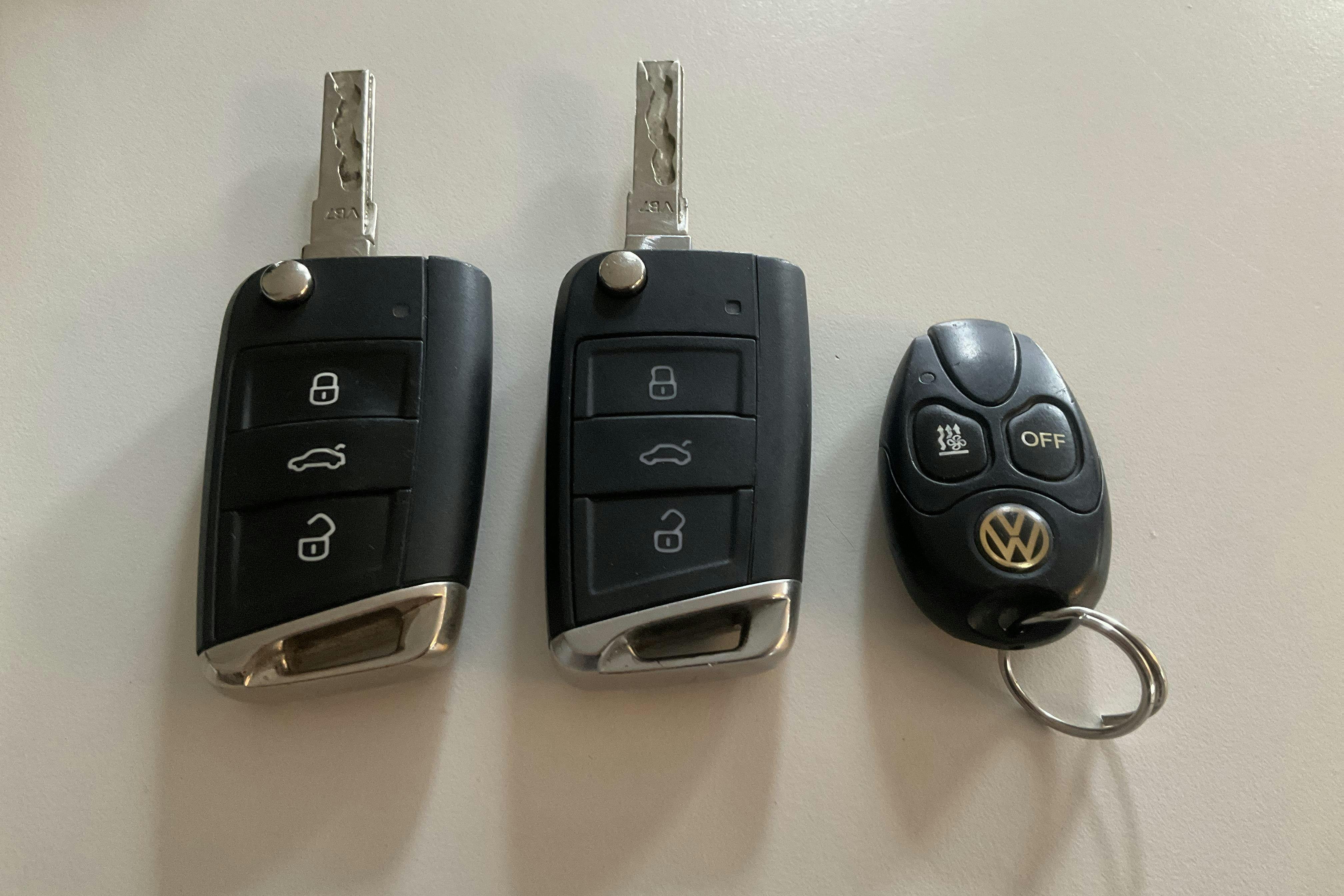 Presentationsfoto 19 av 19: VW Golf VII 2.0 TDI BlueMotion Technology Sportscombi 4Motion (150hk) - 21 358 mil - Manuell - vit - 2016