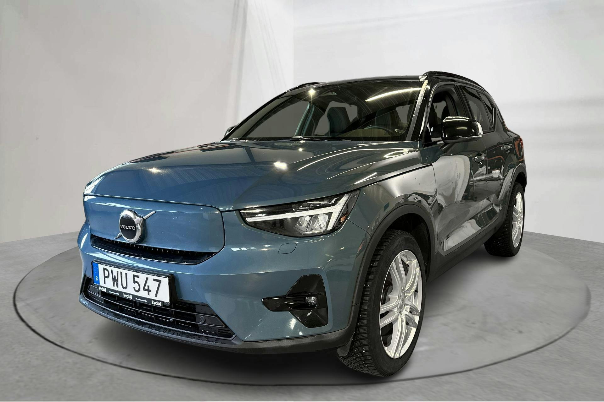 Volvo XC40 P6 Recharge (231hk) - 11 801 mil - Automat - blå - 2023