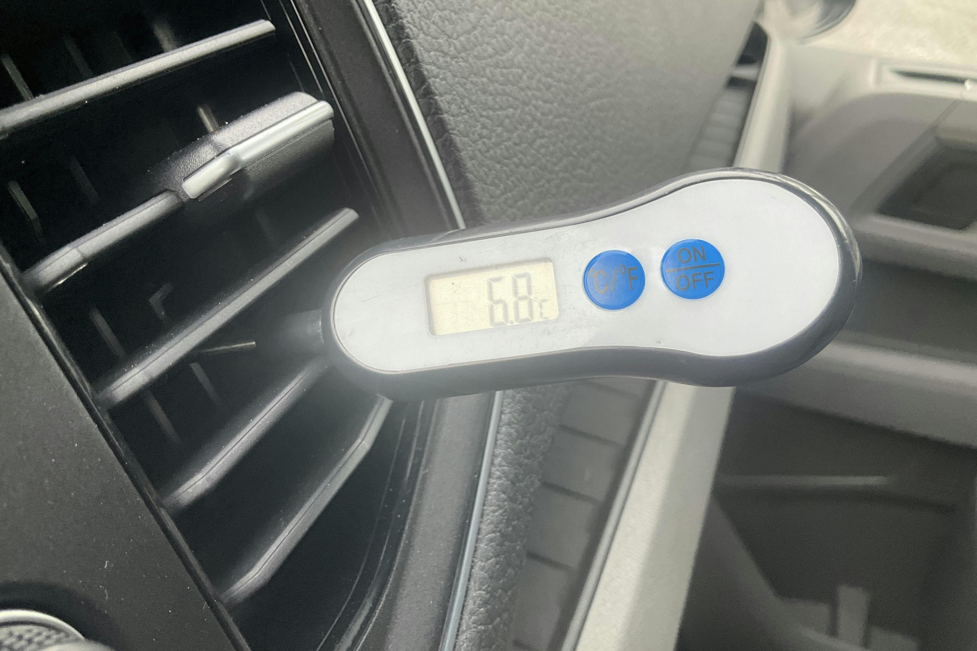 Presentation photo 17 of 17: VW E-Crafter 35 Skåp (136hk) - 87 220 km - Automatic - white - 2022