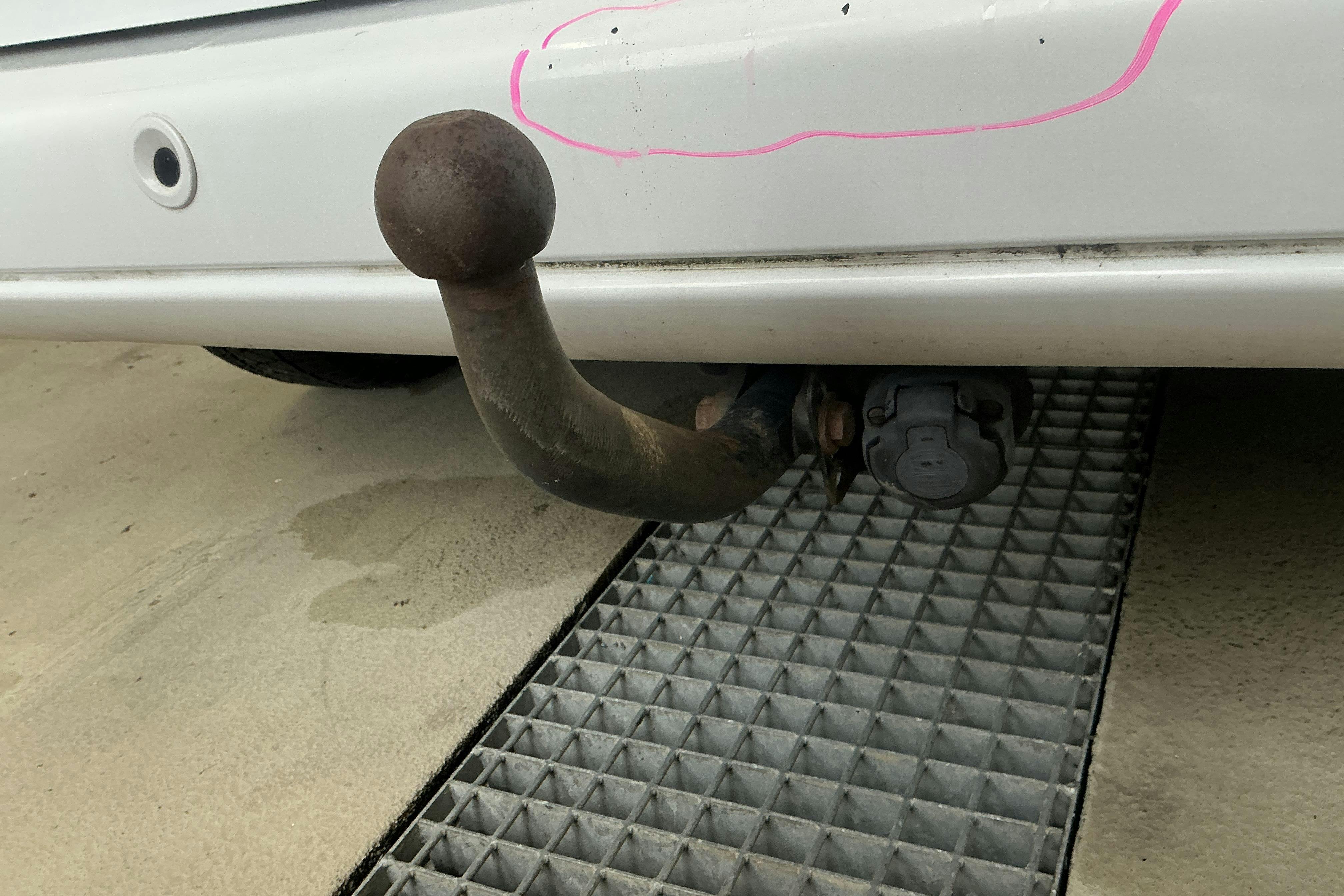 Presentationsfoto 11 av 11: Peugeot Partner 1.6 BlueHDI Skåp (100hk) - 17 456 mil - Manuell - vit - 2016