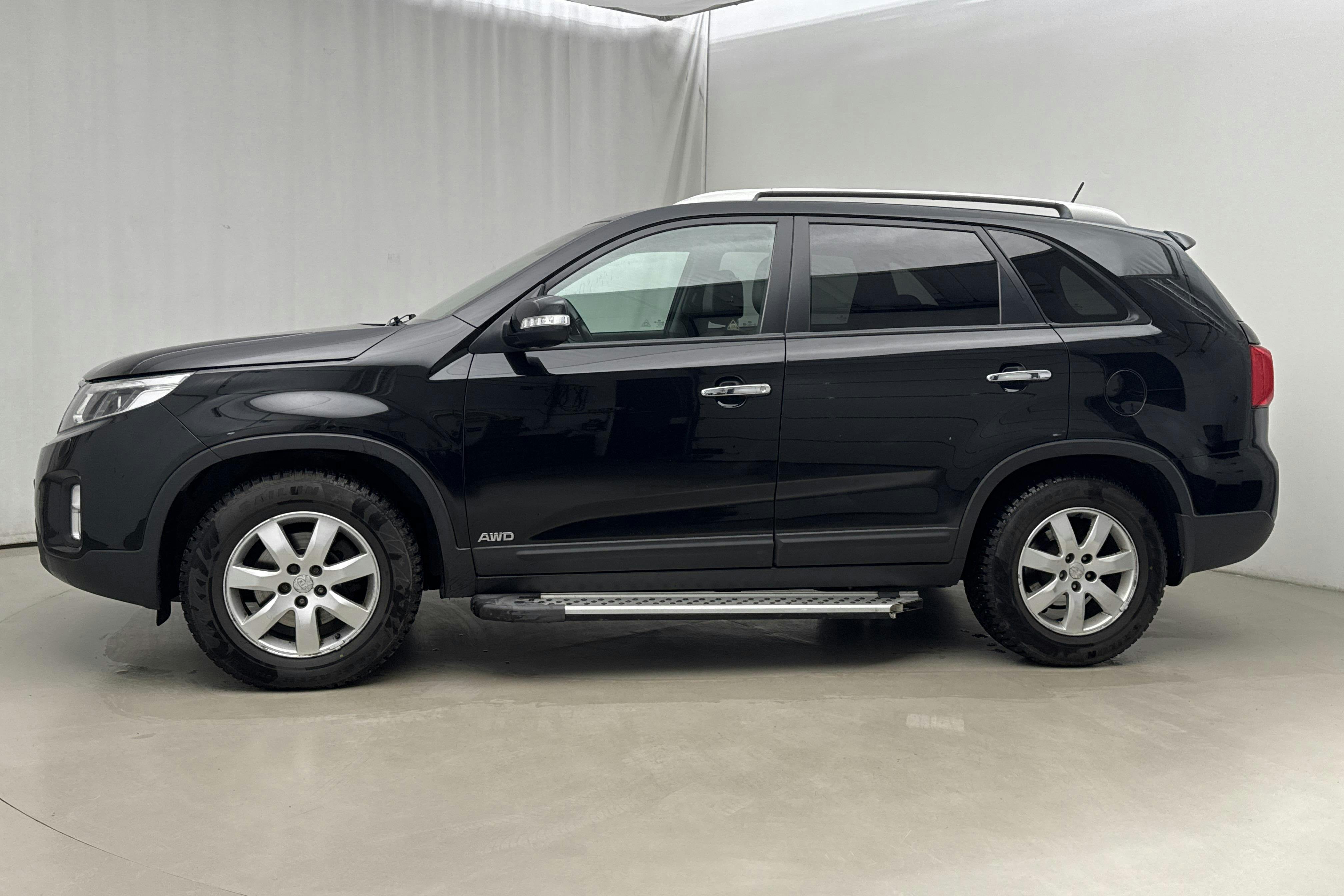 Presentationsfoto 2 av 18: KIA Sorento 2.2 CRDi (197hk) - 19 524 mil - Automat - svart - 2014