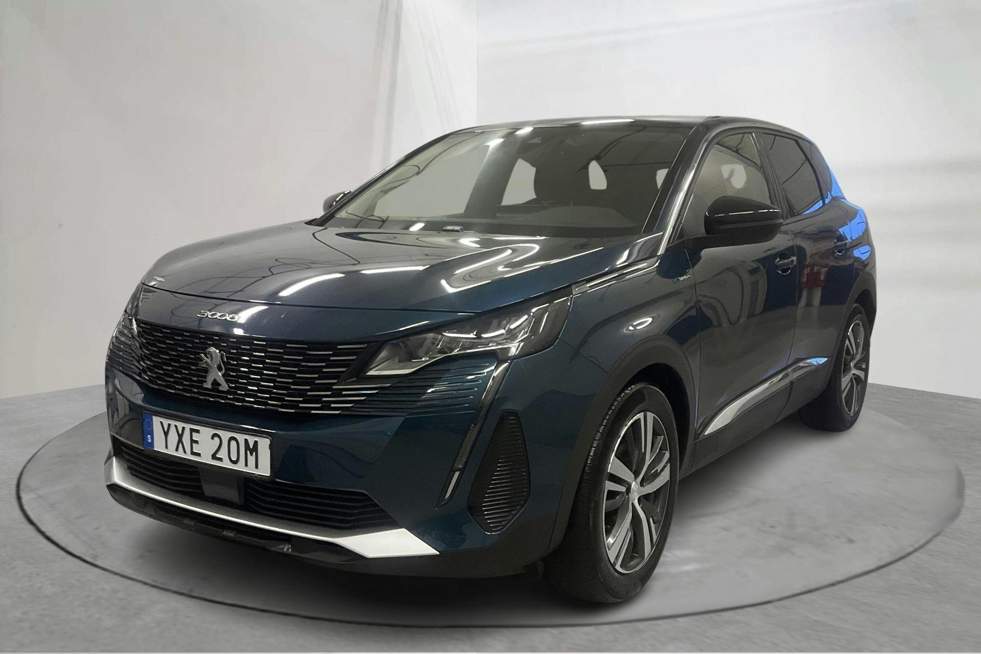 Presentation photo 1 of 18: Peugeot 3008 1.6 Plug-in Hybrid 4 (300hk) - 62 900 km - Automatic - blue - 2022