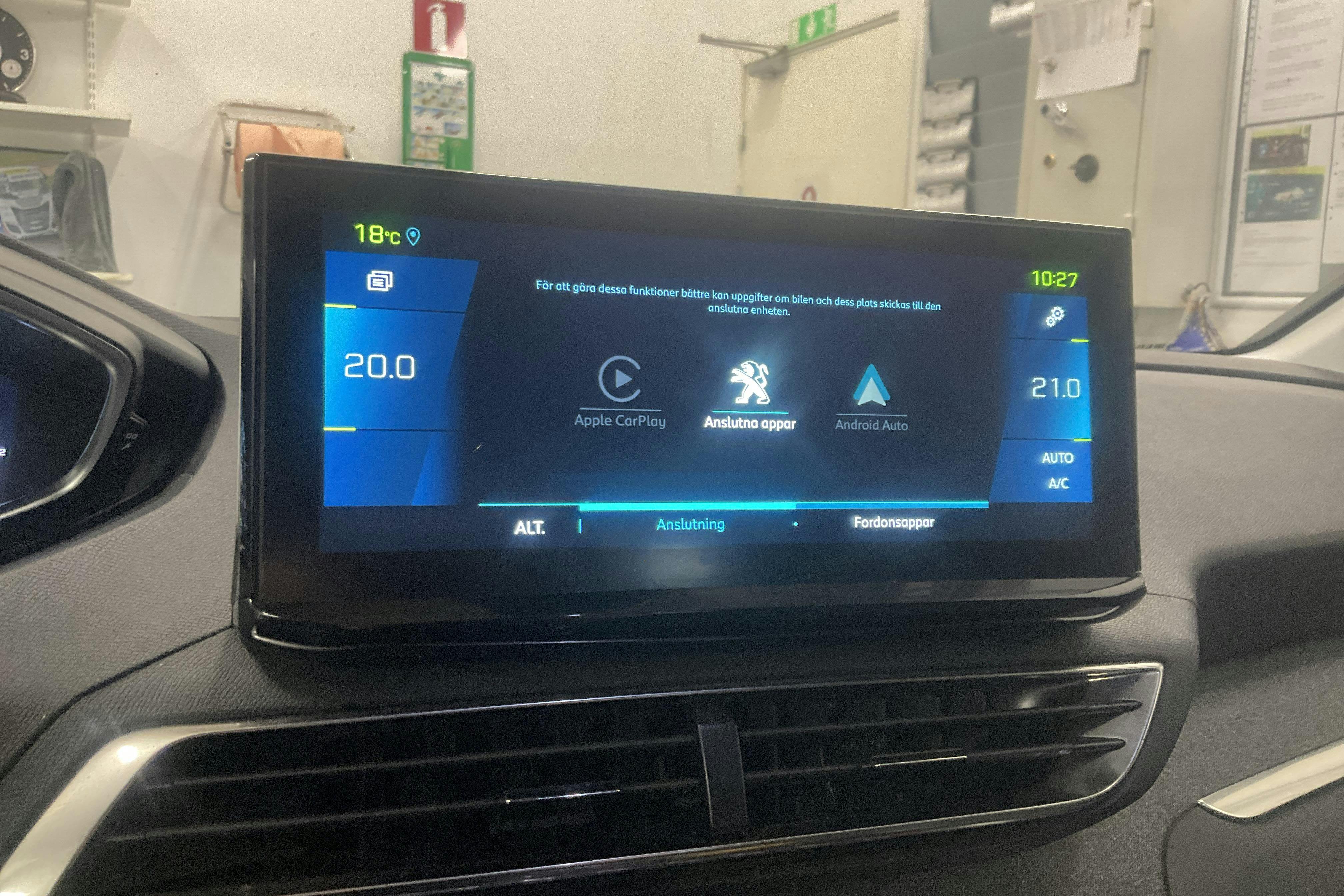 Presentation photo 18 of 18: Peugeot 3008 1.6 Plug-in Hybrid 4 (300hk) - 62 900 km - Automatic - blue - 2022