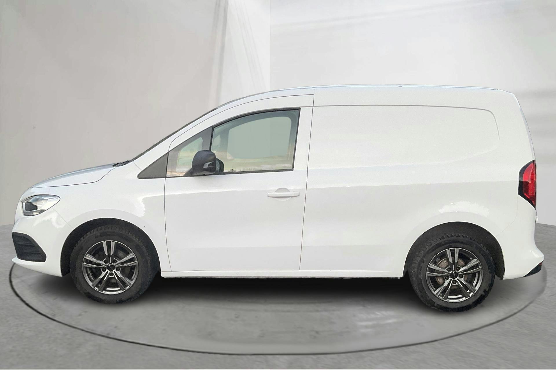 Presentationsfoto 2 av 13: Mercedes Citan 110 1.5 CDI (95hk) - 4 006 mil - Manuell - vit - 2022