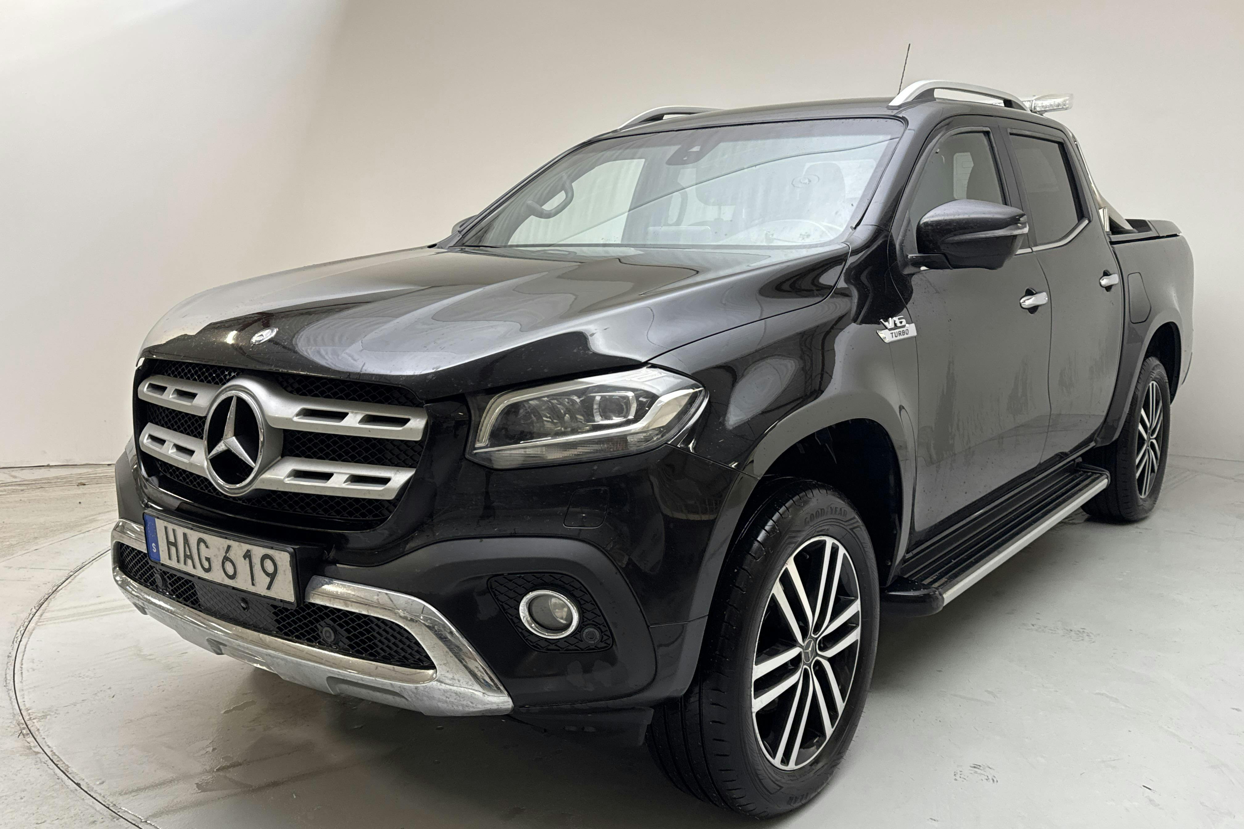 Presentation photo 1 of 15: Mercedes X 350 d 4MATIC (258hk) - 319 770 km - Automatic - black - 2019