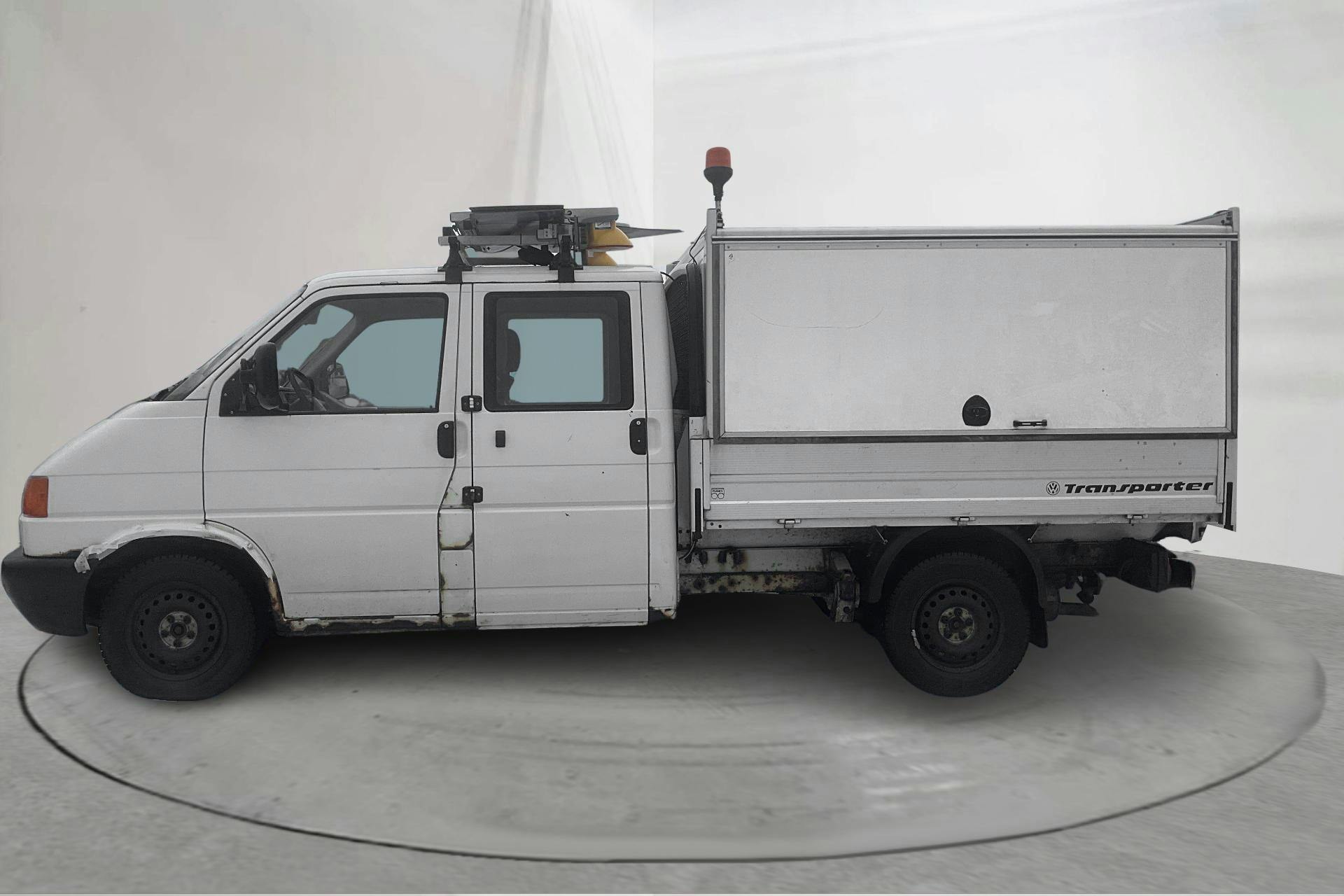 Presentation photo 2 of 16: VW Transporter T4 2.5 TDI Pickup (88hk) - 219 650 km - Manual - white - 2002