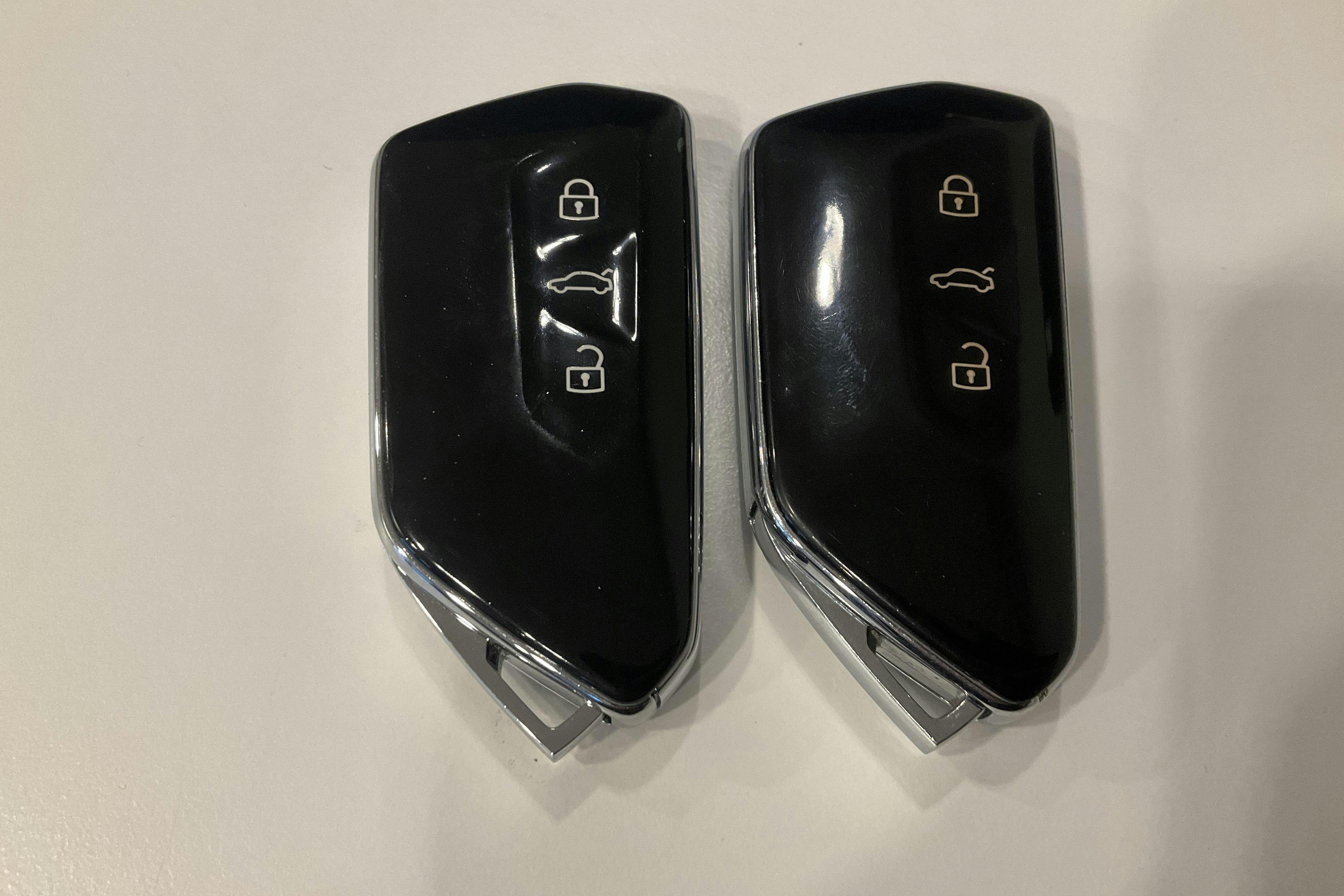 Presentationsfoto 18 av 18: Cupra Born 58kWh (204hk) - 4 240 mil - Automat - Dark Grey - 2023