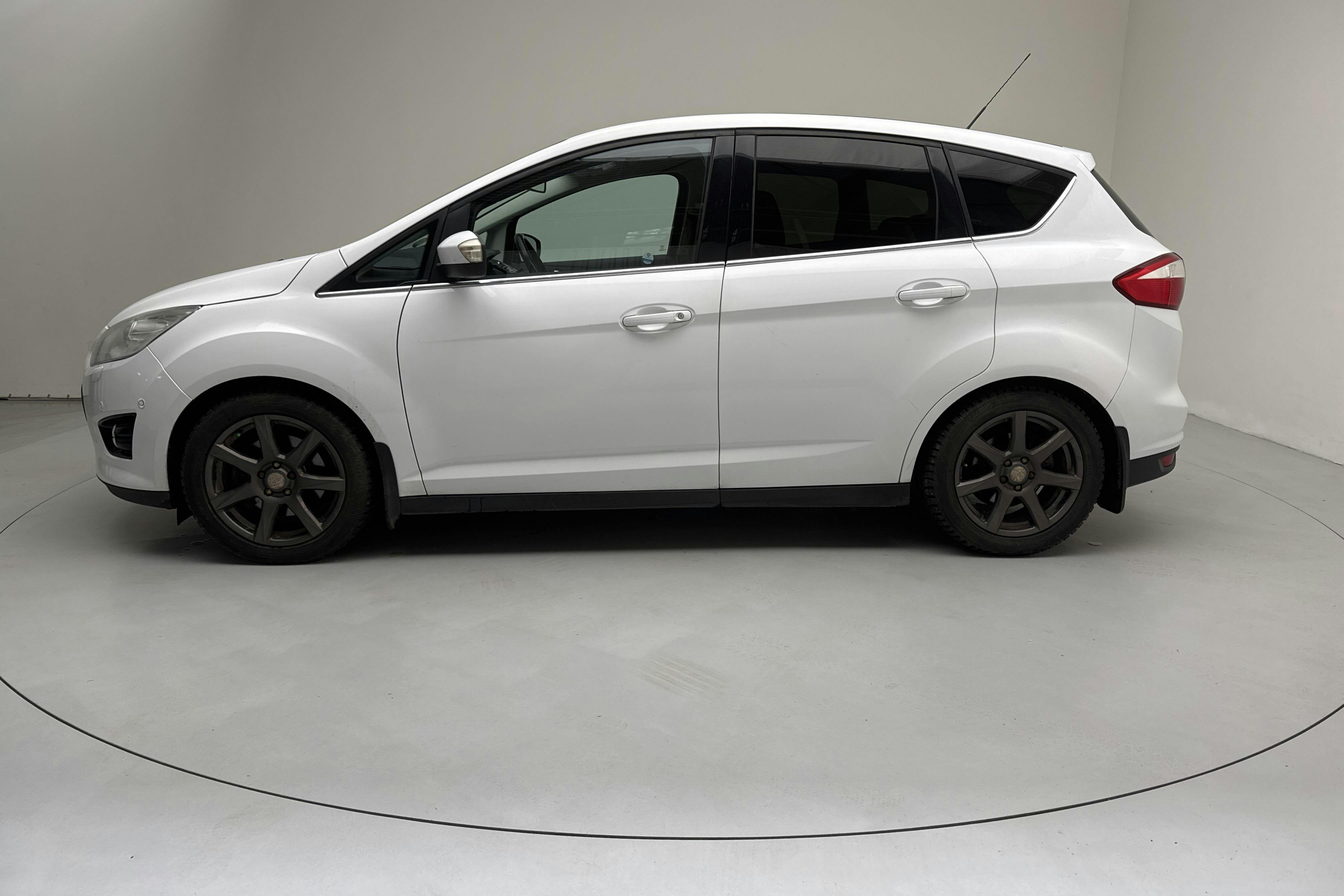 Presentationsfoto 2 av 12: Ford C-MAX 2.0 TDCi (140hk) - 28 679 mil - Automat - vit - 2014
