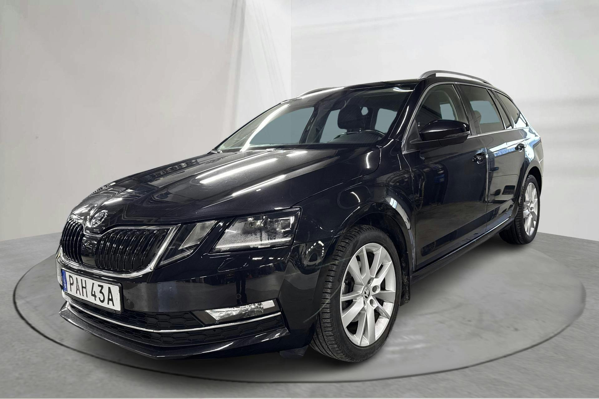 Skoda Octavia III 1.5 TSI G-TEC Combi (130hk) - 9 632 mil - Automat - svart - 2020