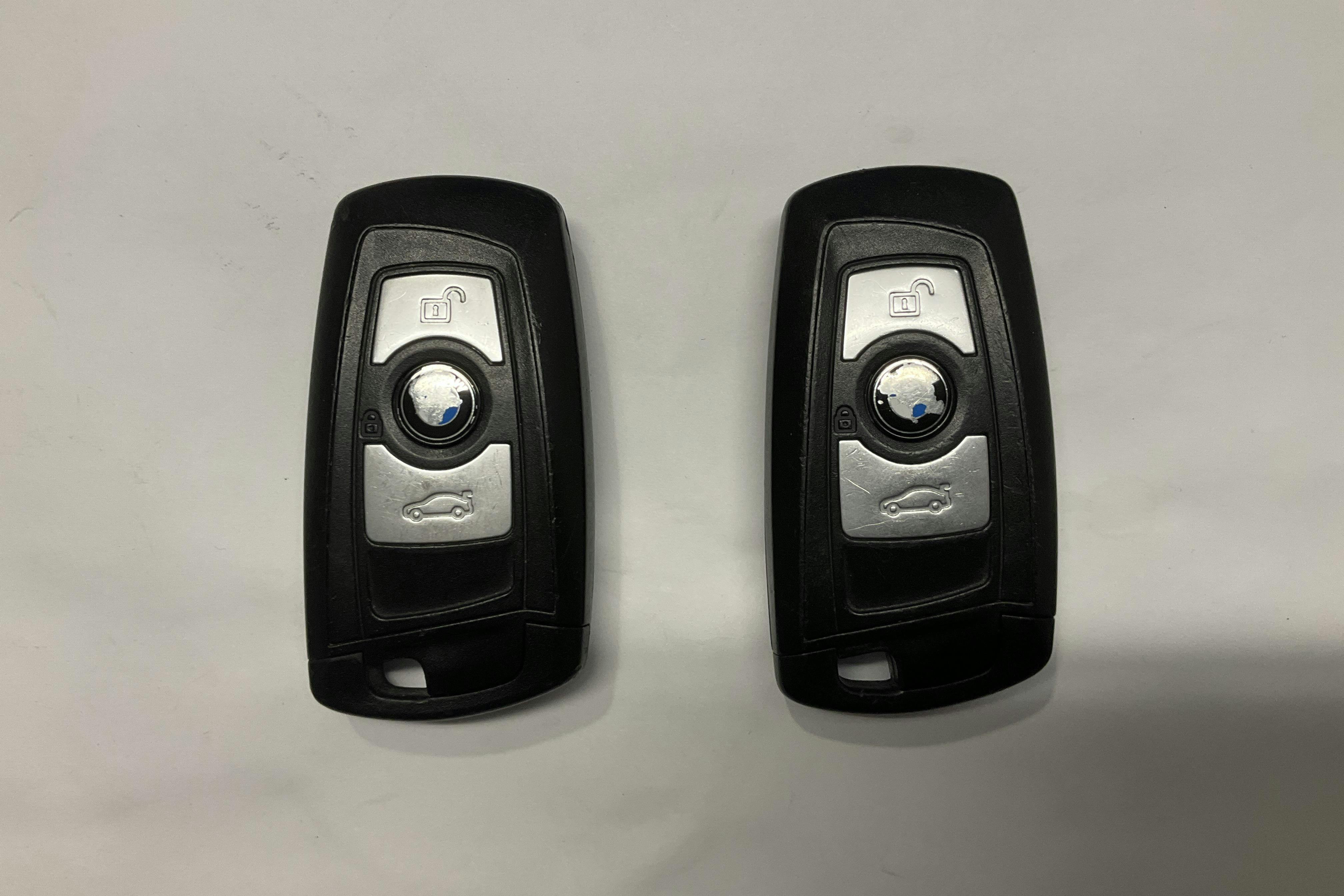 Presentation photo 12 of 12: BMW X3 xDrive20d, F25 (190hk) - 151 480 km - Manual - black - 2015