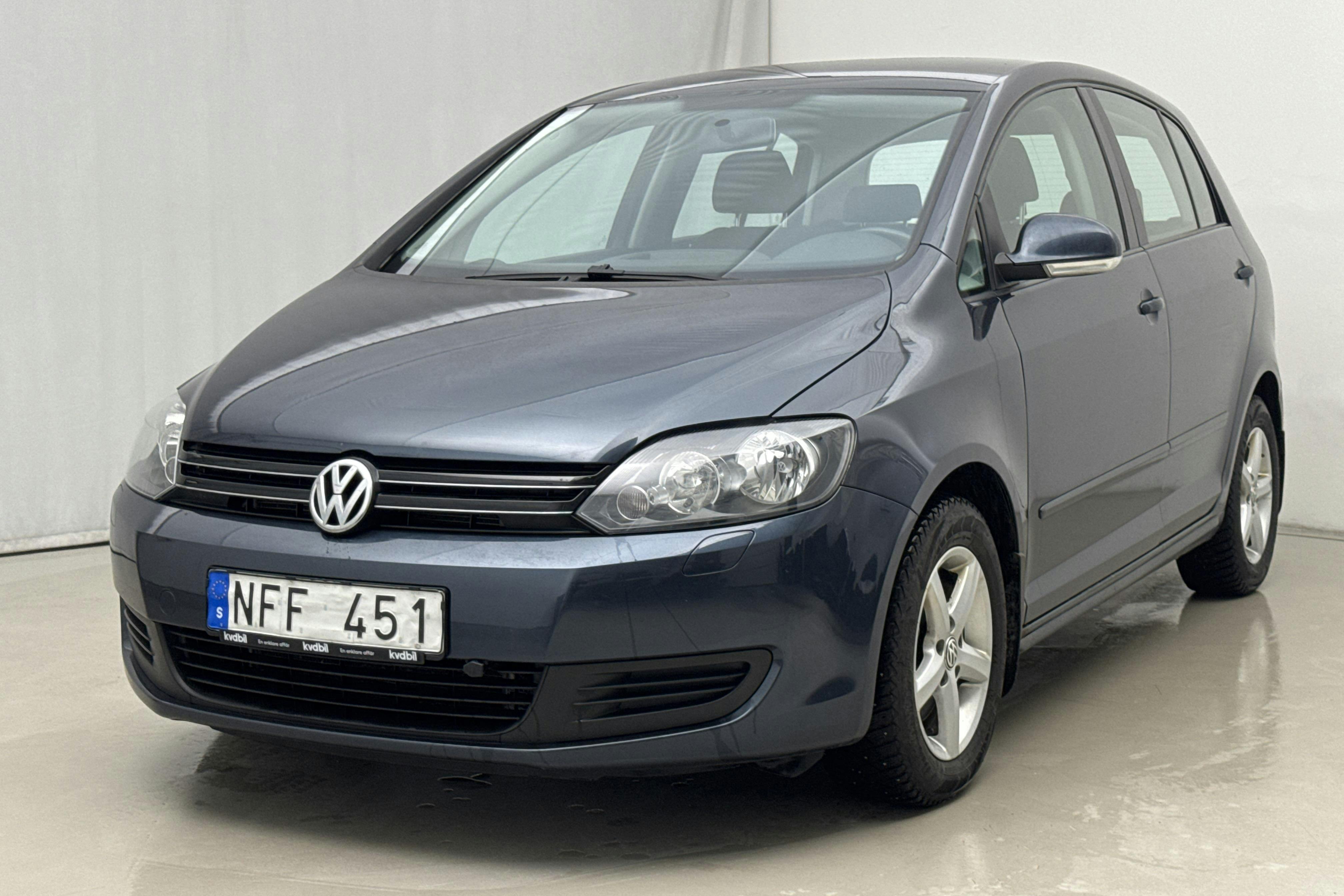 Presentation photo 1 of 18: VW Golf VI 2.0 TDI Plus (140hk) - 167 240 km - Manual - Dark Grey - 2013