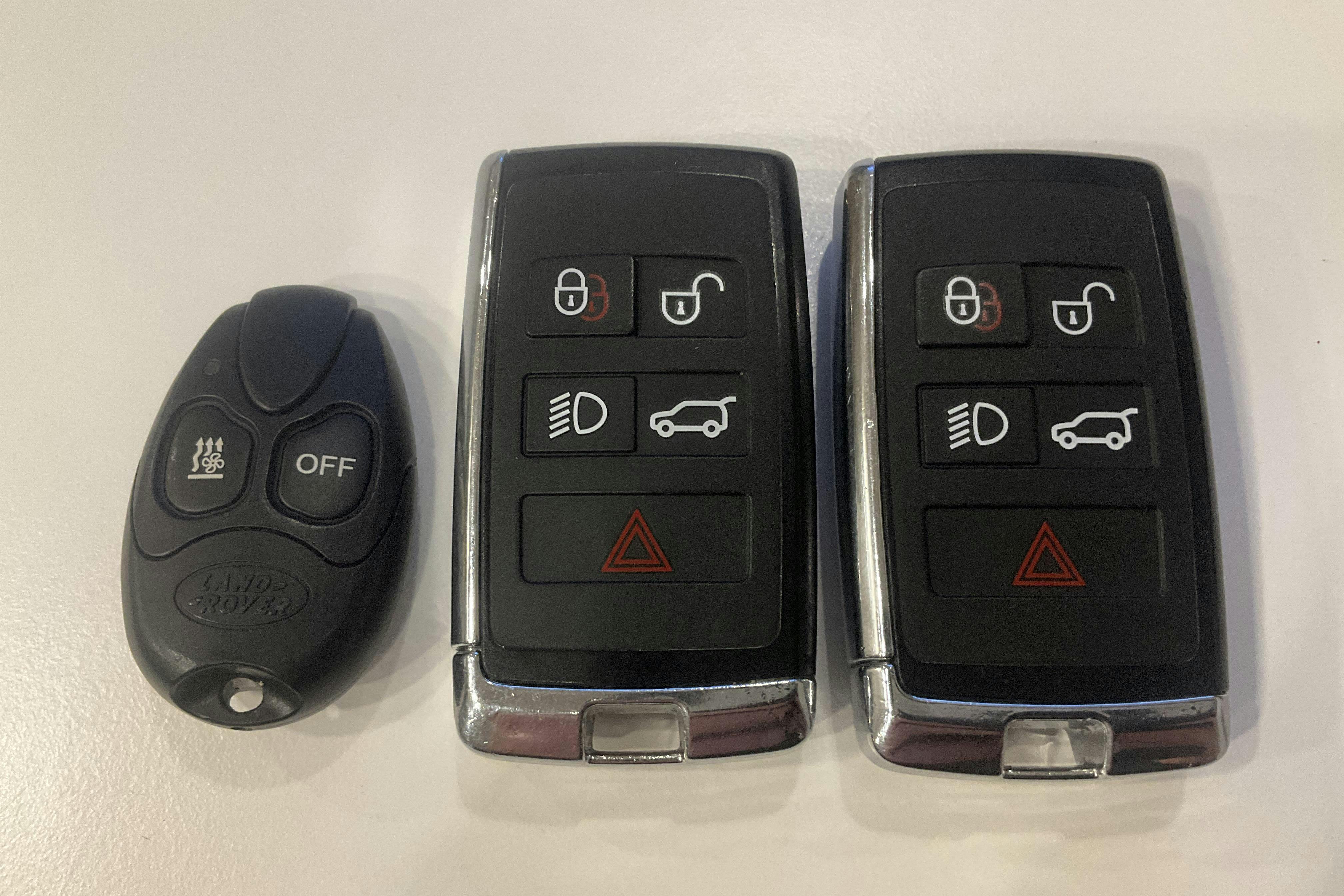 Presentation photo 19 of 19: Land Rover Defender 90 D200 (200 hk) - 40 950 km - Automatic - brown - 2022