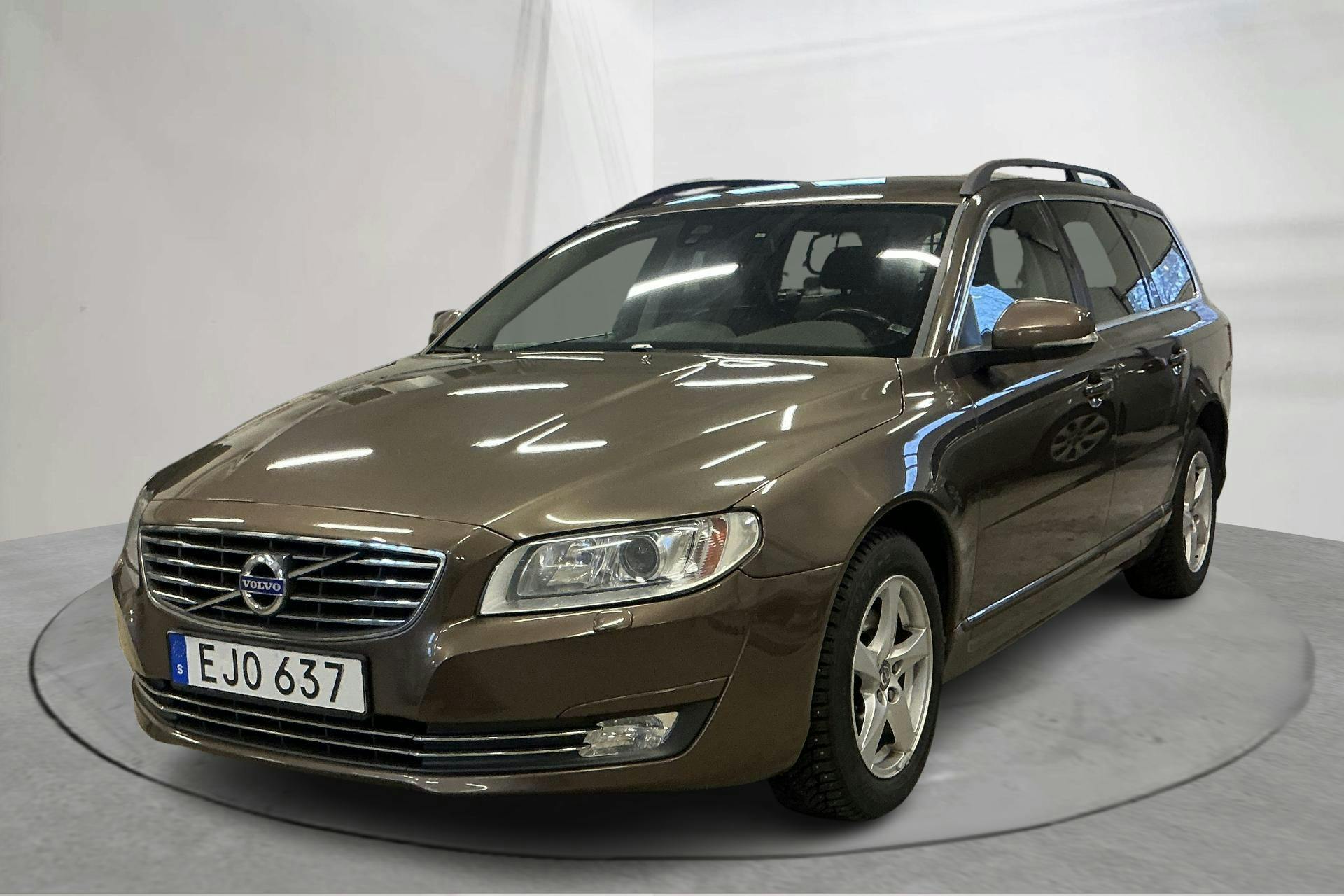 Volvo V70 II D4 (181hk) - 24 152 mil - Manuell - brun - 2015