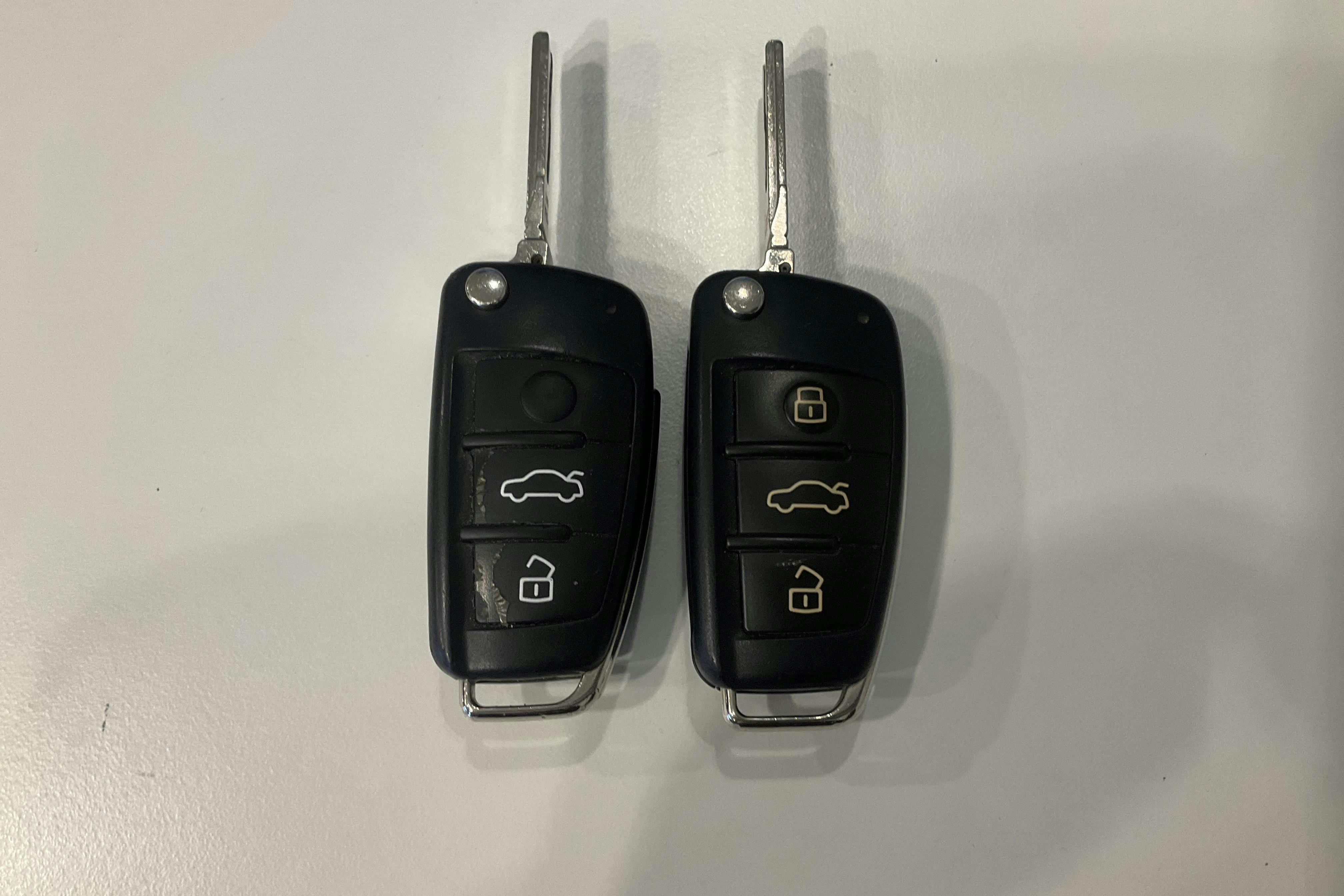 Presentationsfoto 16 av 16: Audi A3 2.0 TDI Sportback (140hk) - 15 243 mil - Automat - röd - 2012