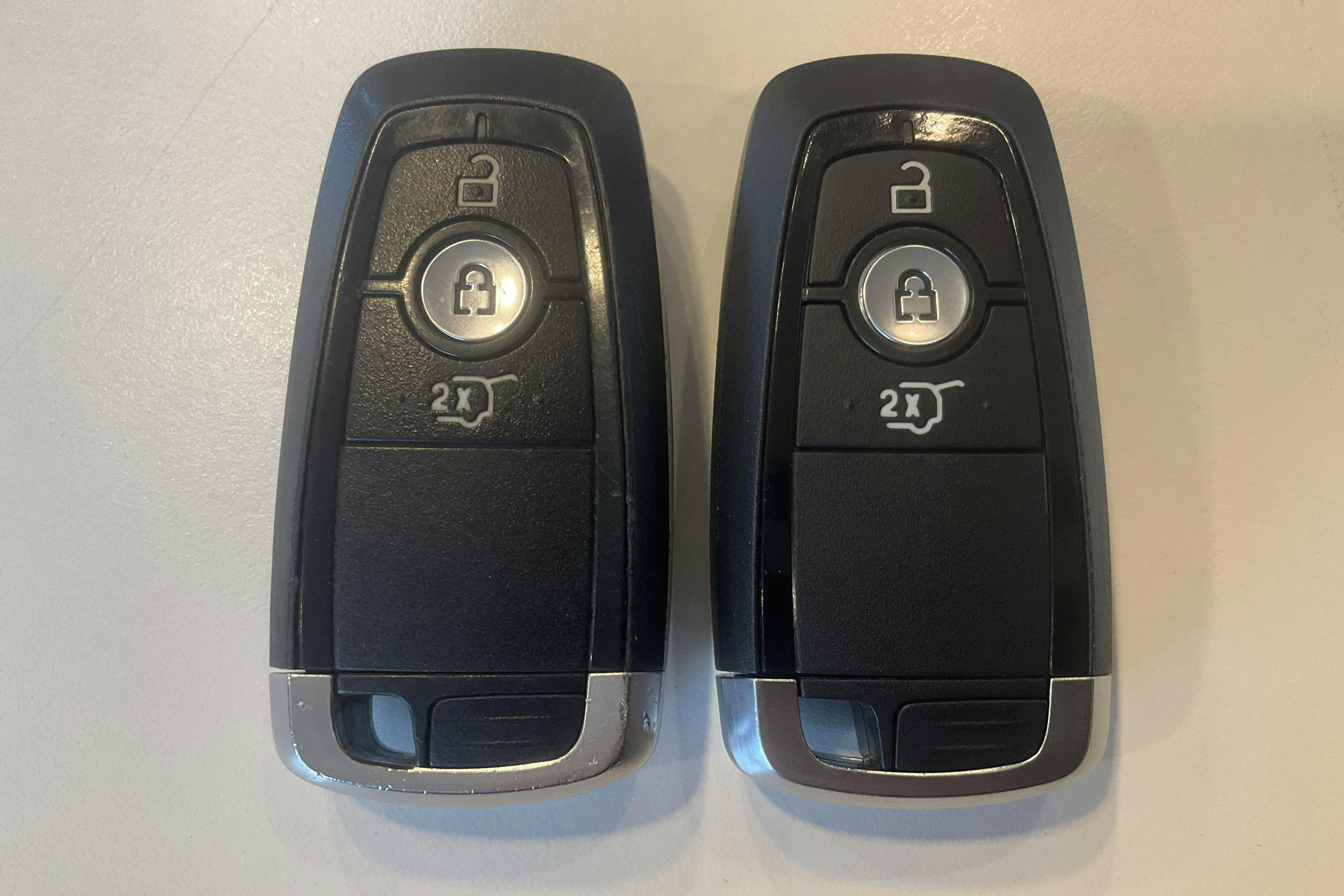 Presentationsfoto 19 av 19: Ford Explorer 3.0T EcoBoost (457hk) - 13 909 mil - Automat - vit - 2020