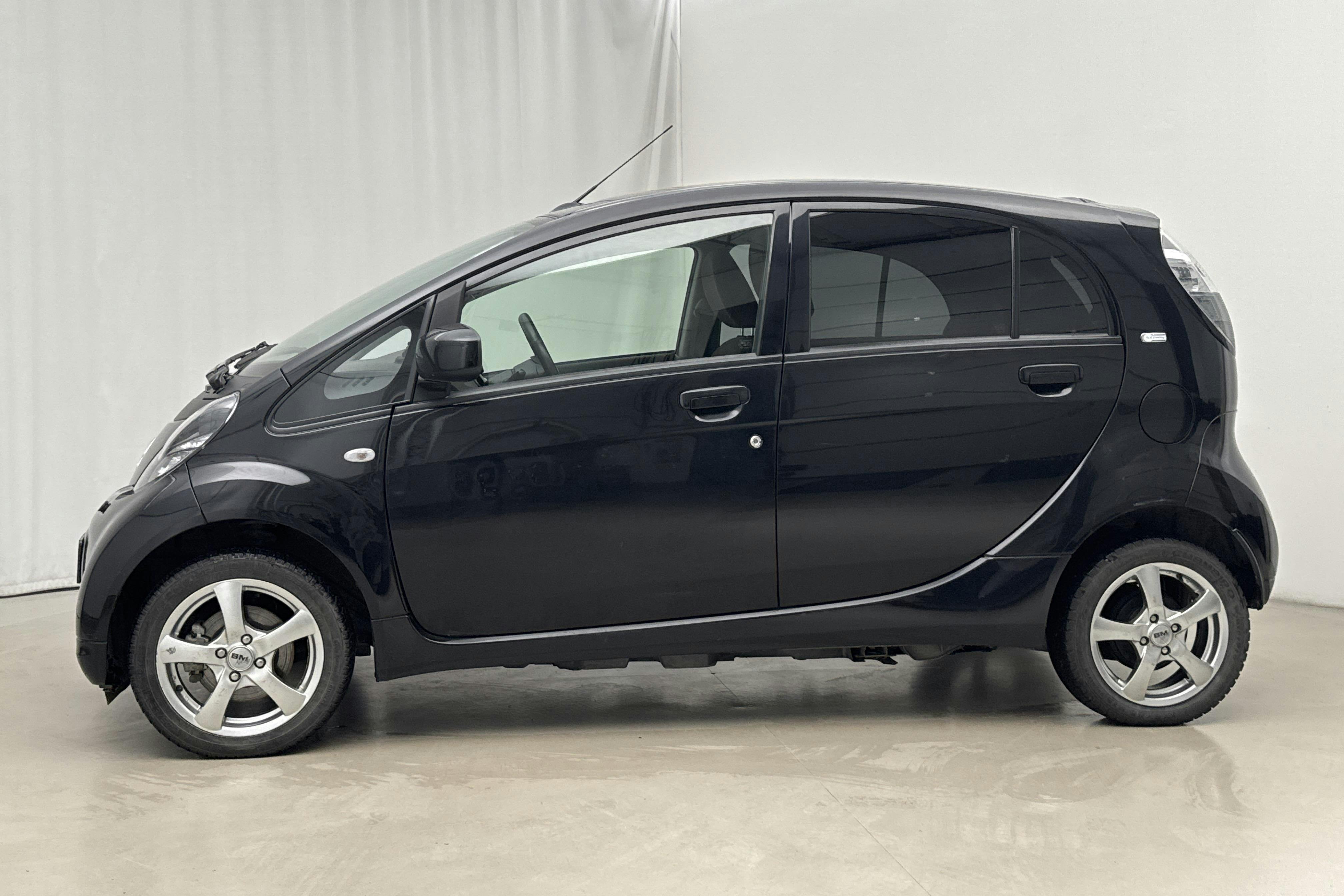 Presentationsfoto 2 av 18: Citroën C-Zero (64hk) - 3 205 mil - Automat - svart - 2011