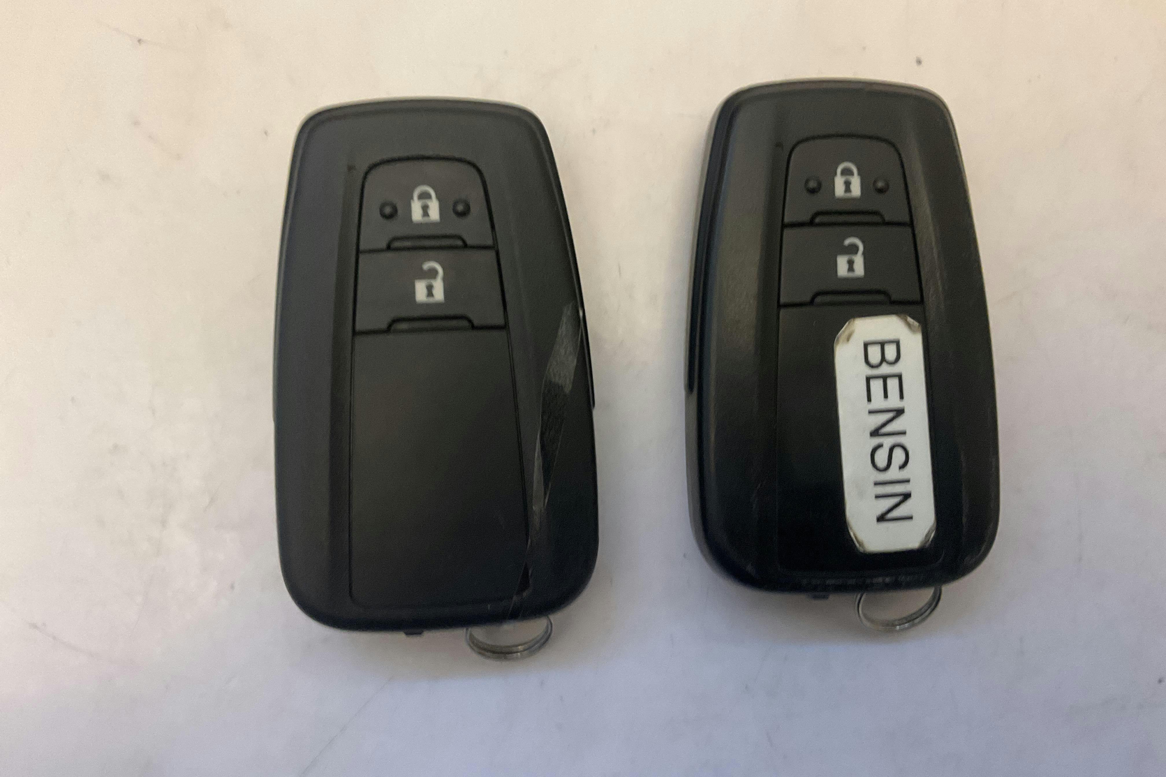 Presentationsfoto 13 av 13: Toyota Corolla 1.8 Hybrid Touring Sports (122hk) - 8 448 mil - Automat - vit - 2019