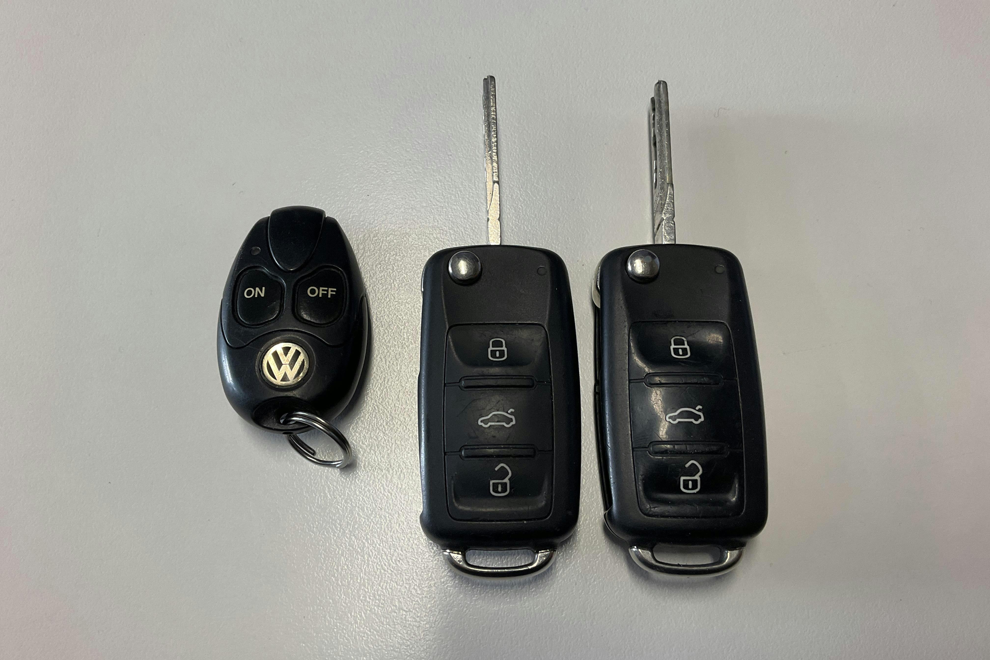 Presentationsfoto 16 av 16: VW Caddy 2.0 TDI Skåp (102hk) - 23 988 mil - Automat - vit - 2019