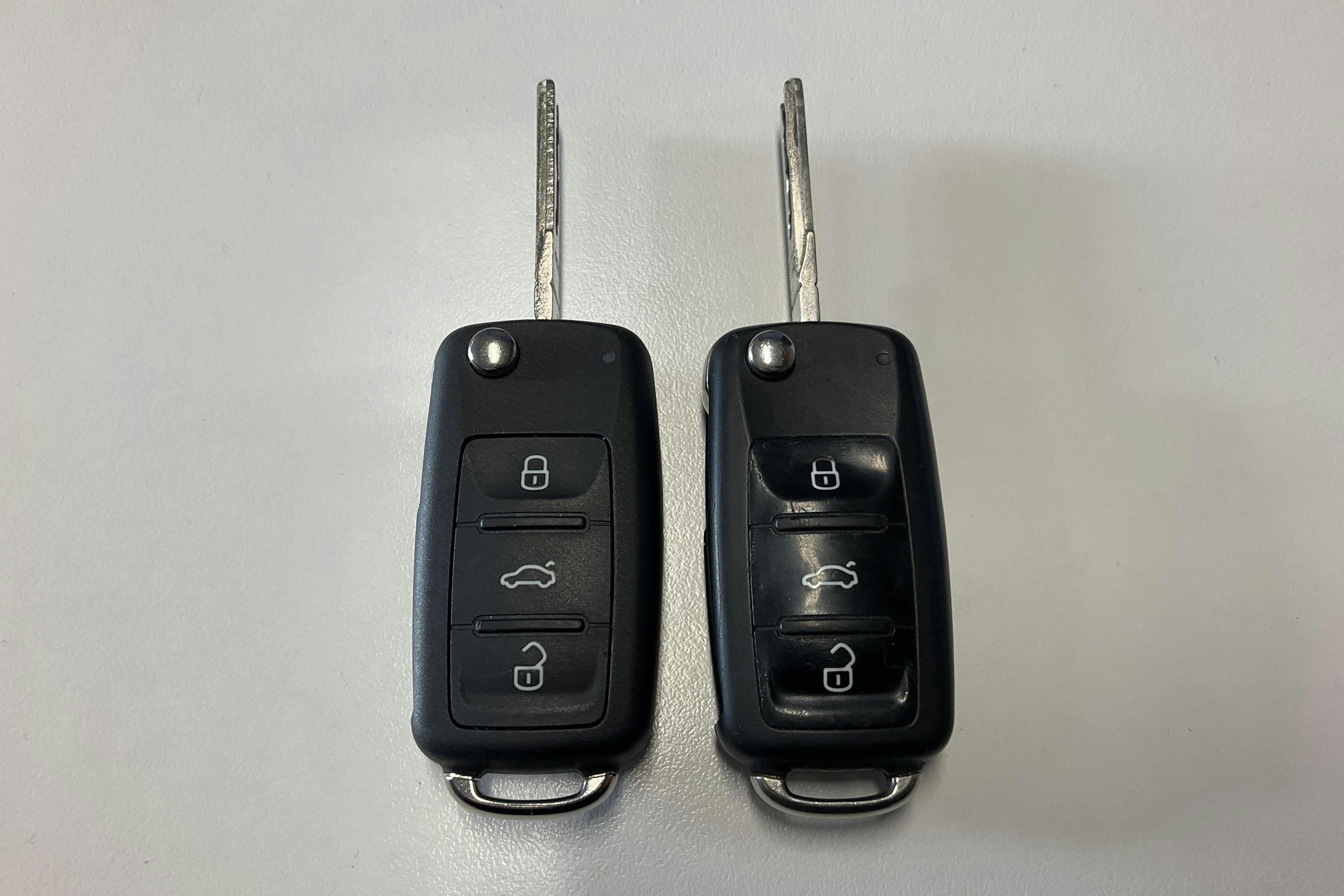 Presentationsfoto 13 av 13: VW Caddy 2.0 TDI Skåp (102hk) - 19 156 mil - Automat - vit - 2020