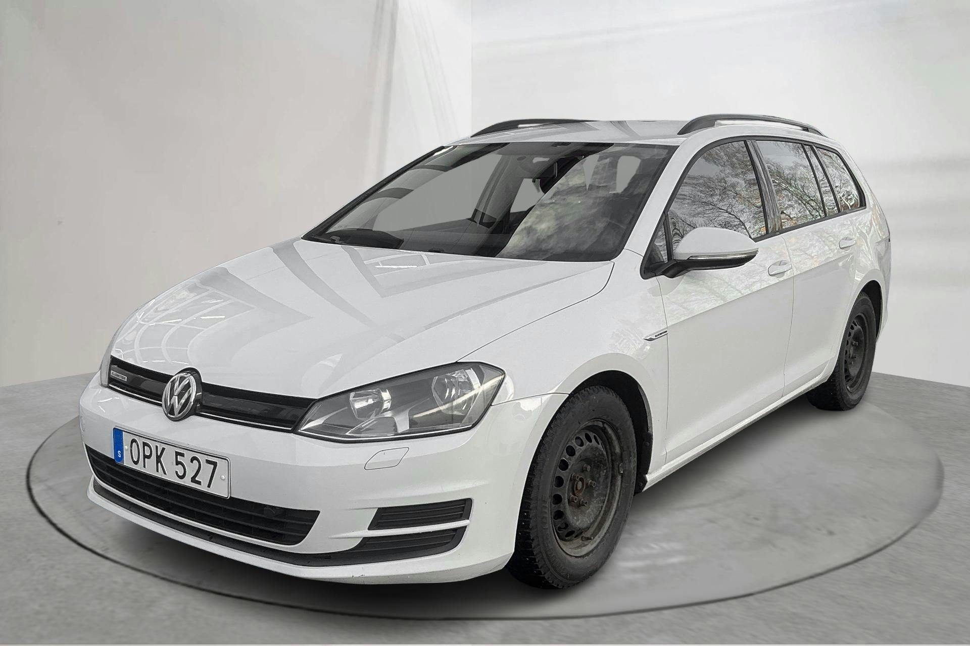 VW Golf VII 1.6 TDI BlueMotion Sportscombi (110hk) - 16 178 mil - Manuell - vit - 2014