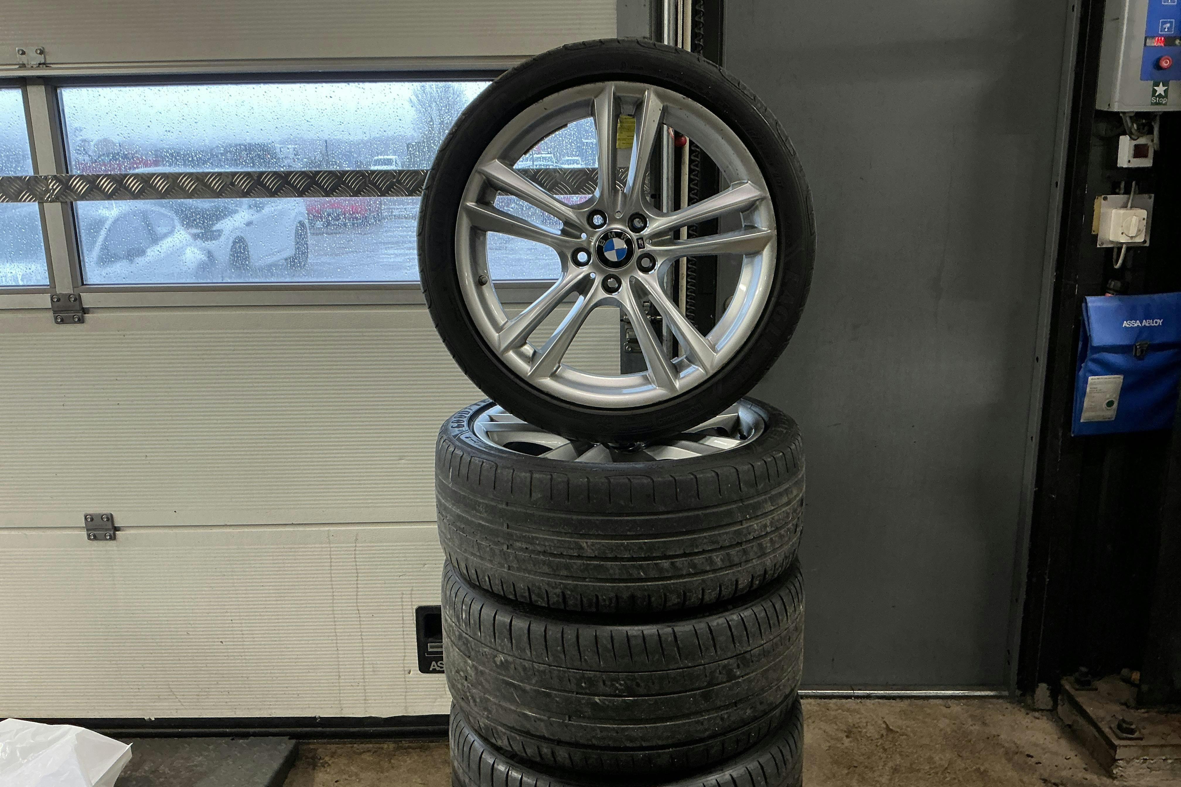 Presentationsfoto 16 av 16: BMW 530d GT xDrive, F07 (258hk) - 17 739 mil - Automat - grå - 2015