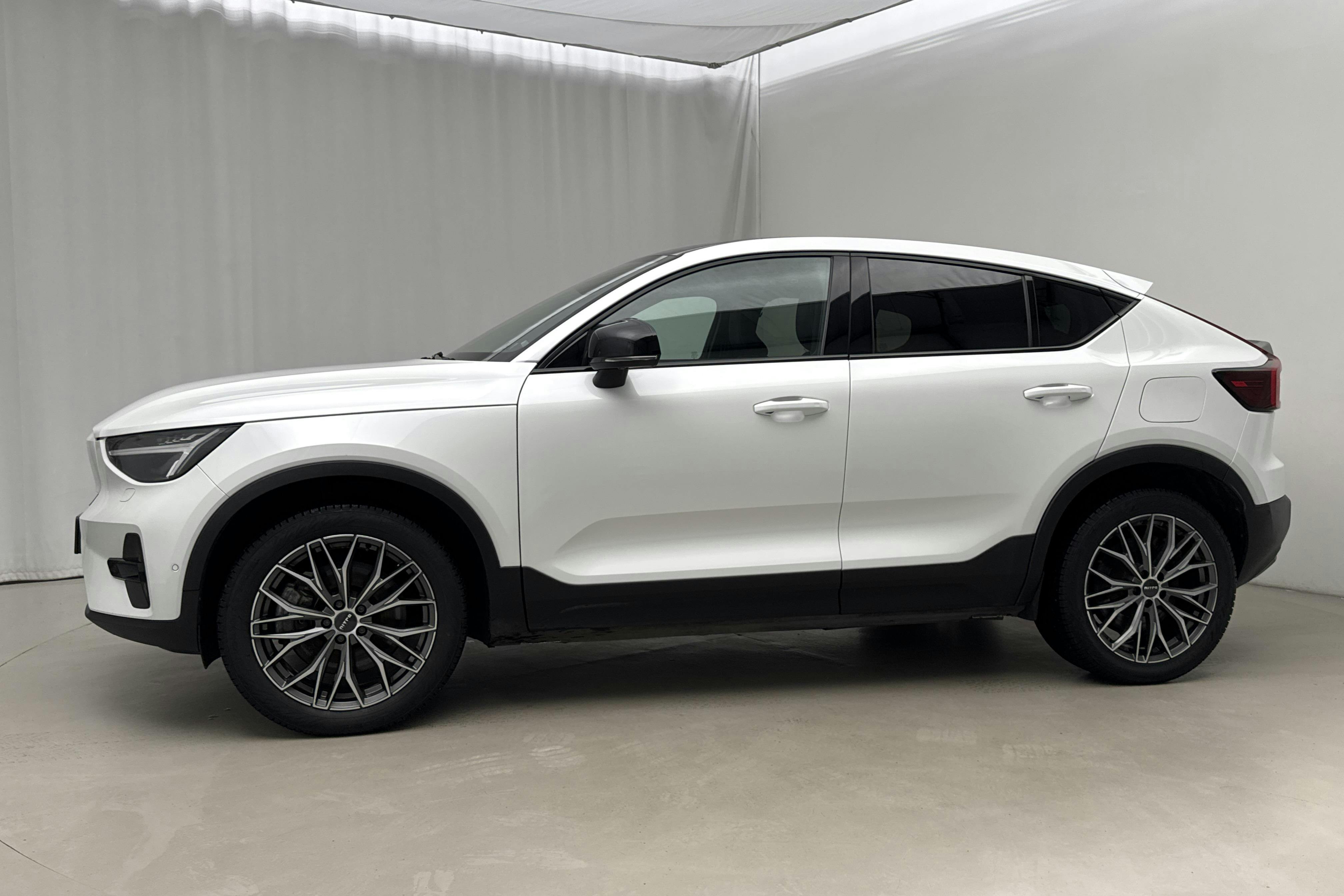 Presentation photo 2 of 25: Volvo C40 Recharge Twin (408hk) - 114 780 km - Automatic - white - 2023